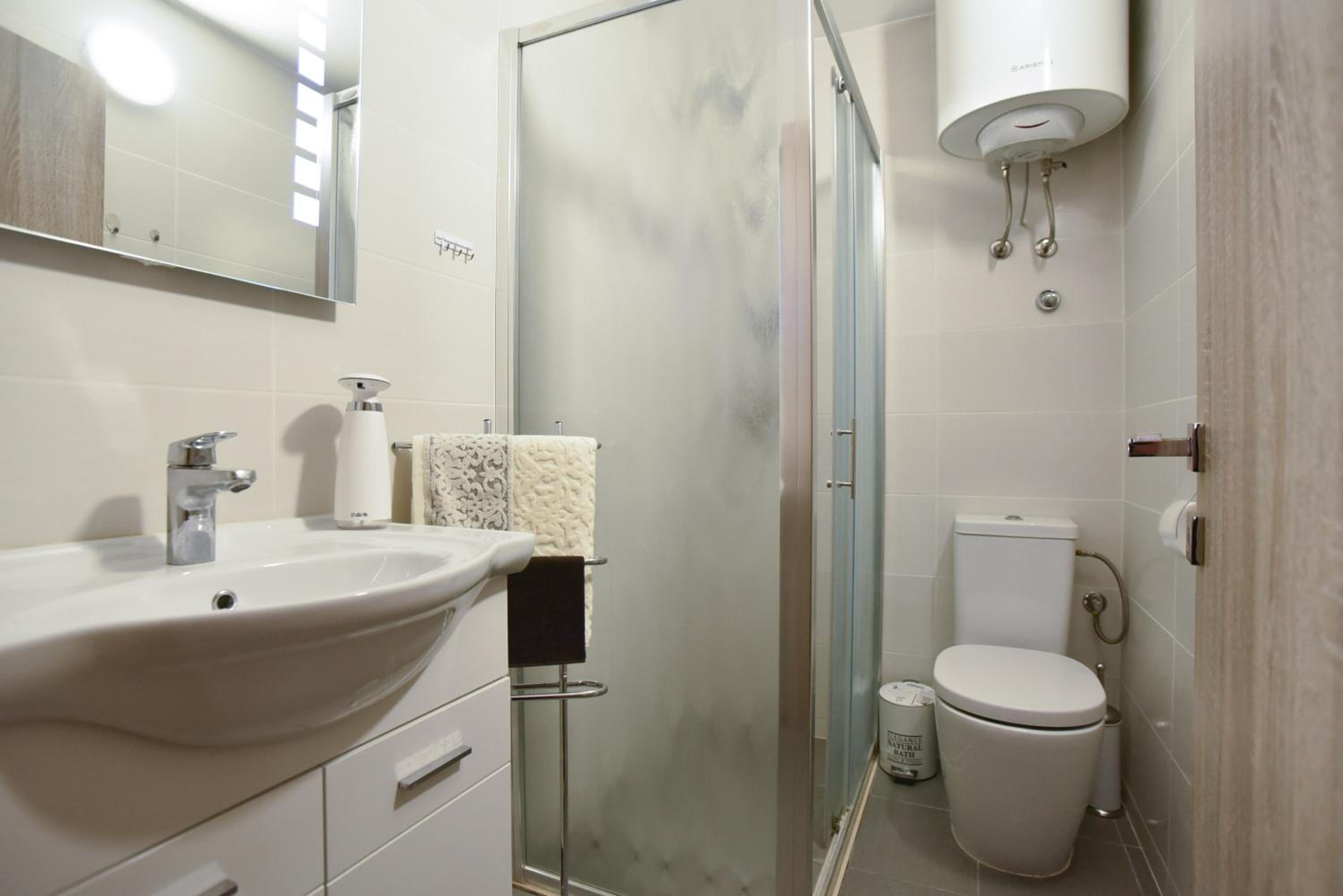Palm square apartment 2 view 3