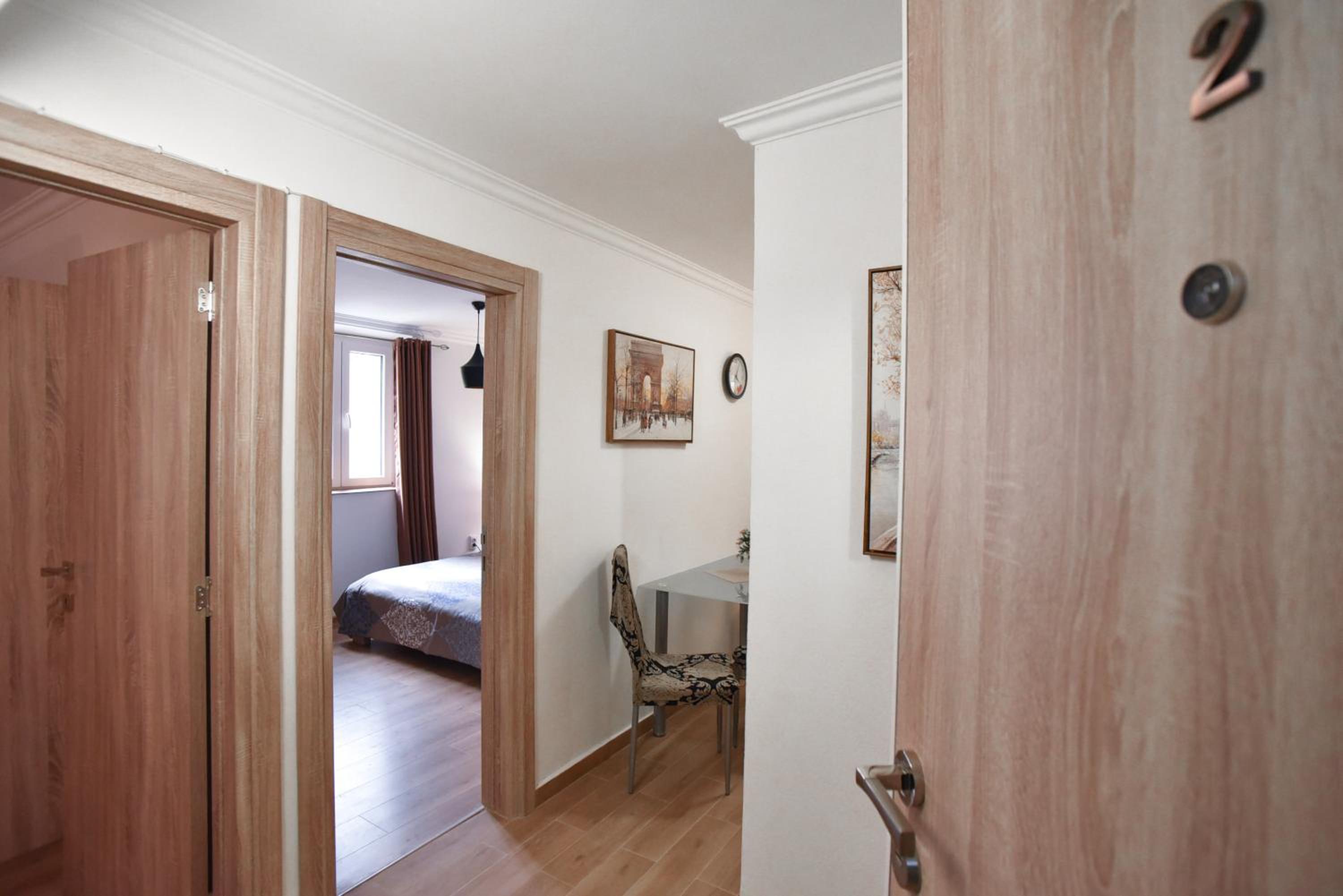 Palm square apartment 2 view 4