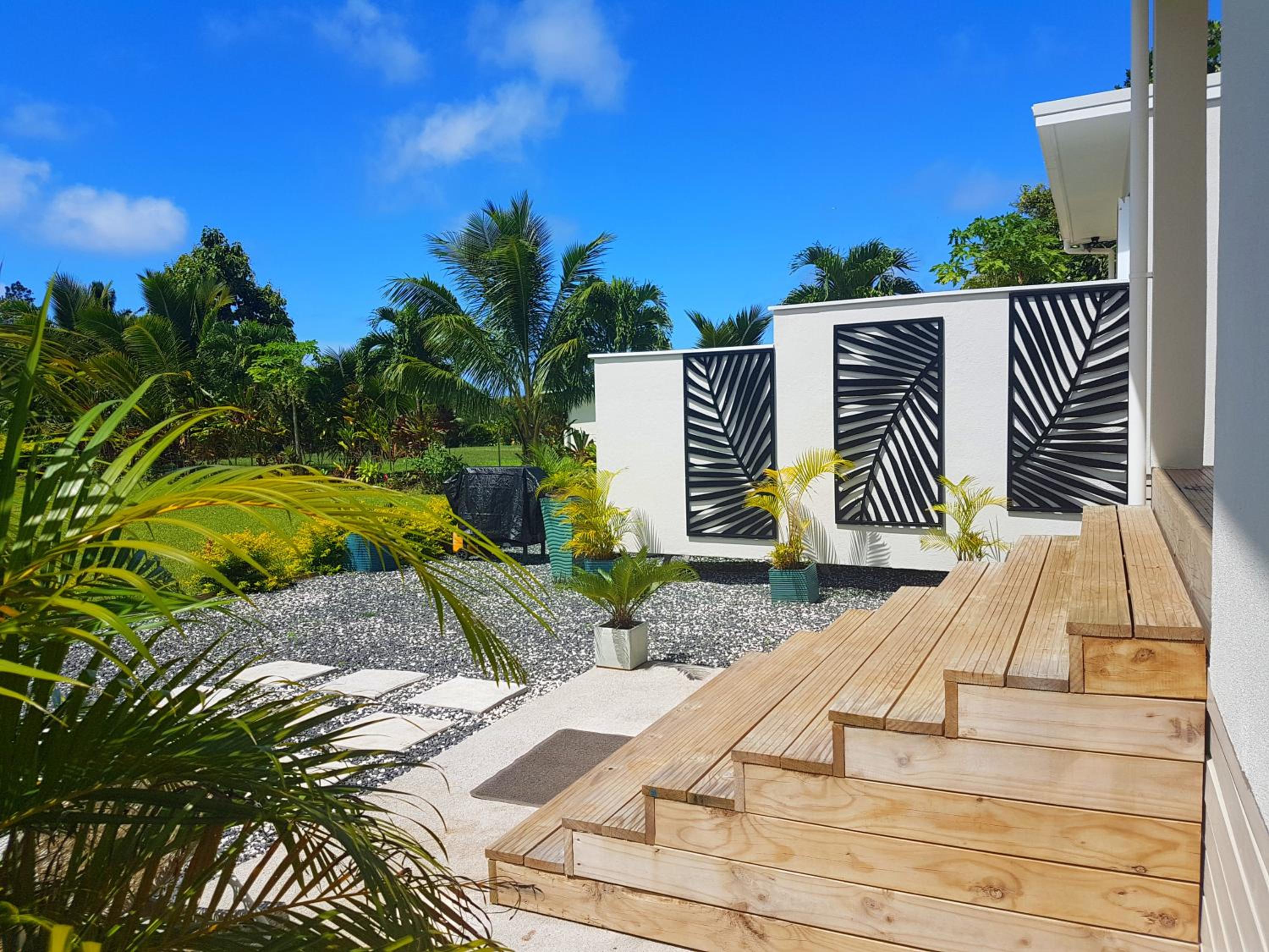 Mama Taras Bungalows