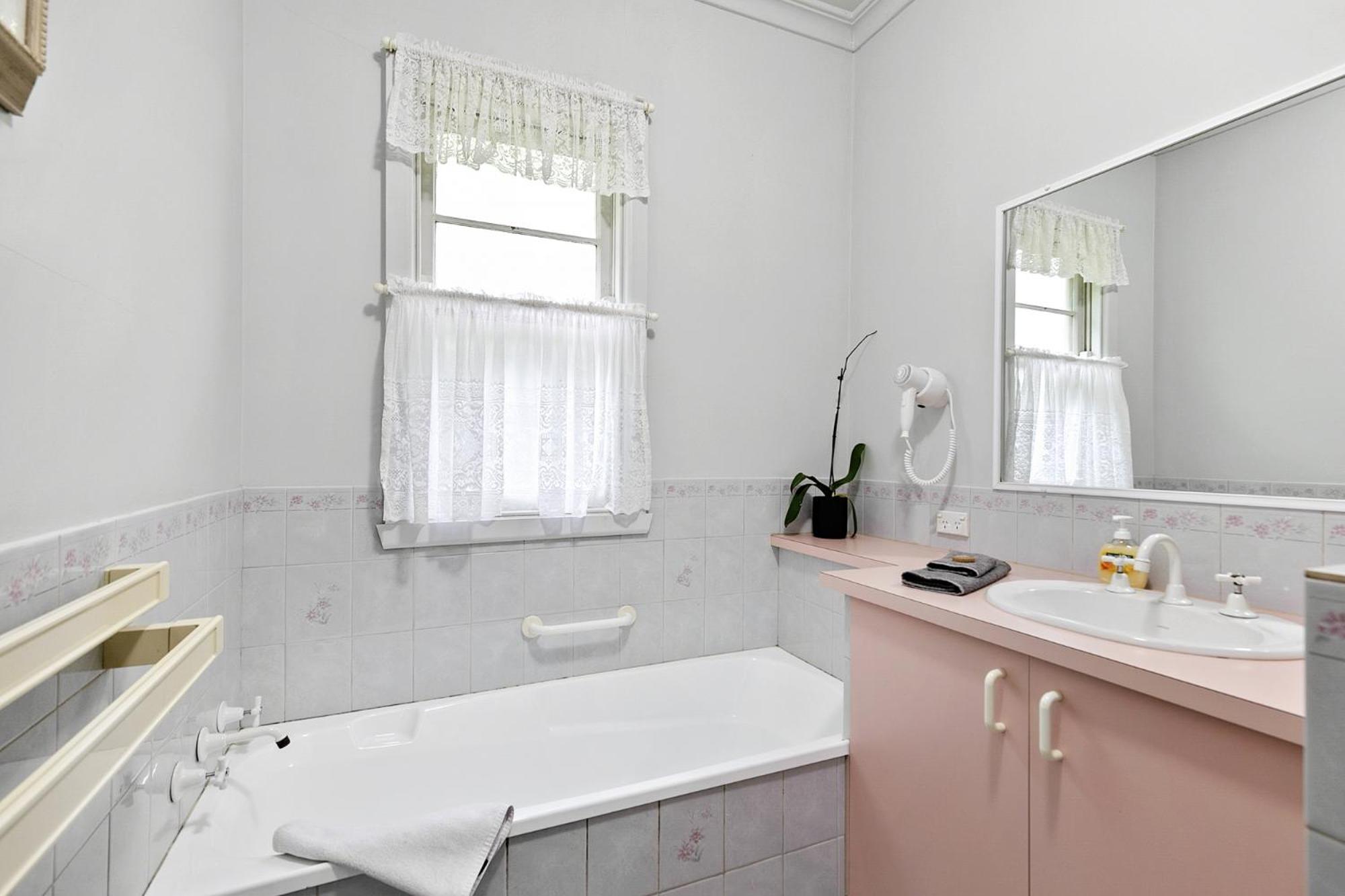 Torquay Vacations - Ultimate Beach Retreat Aus - Property Image 18