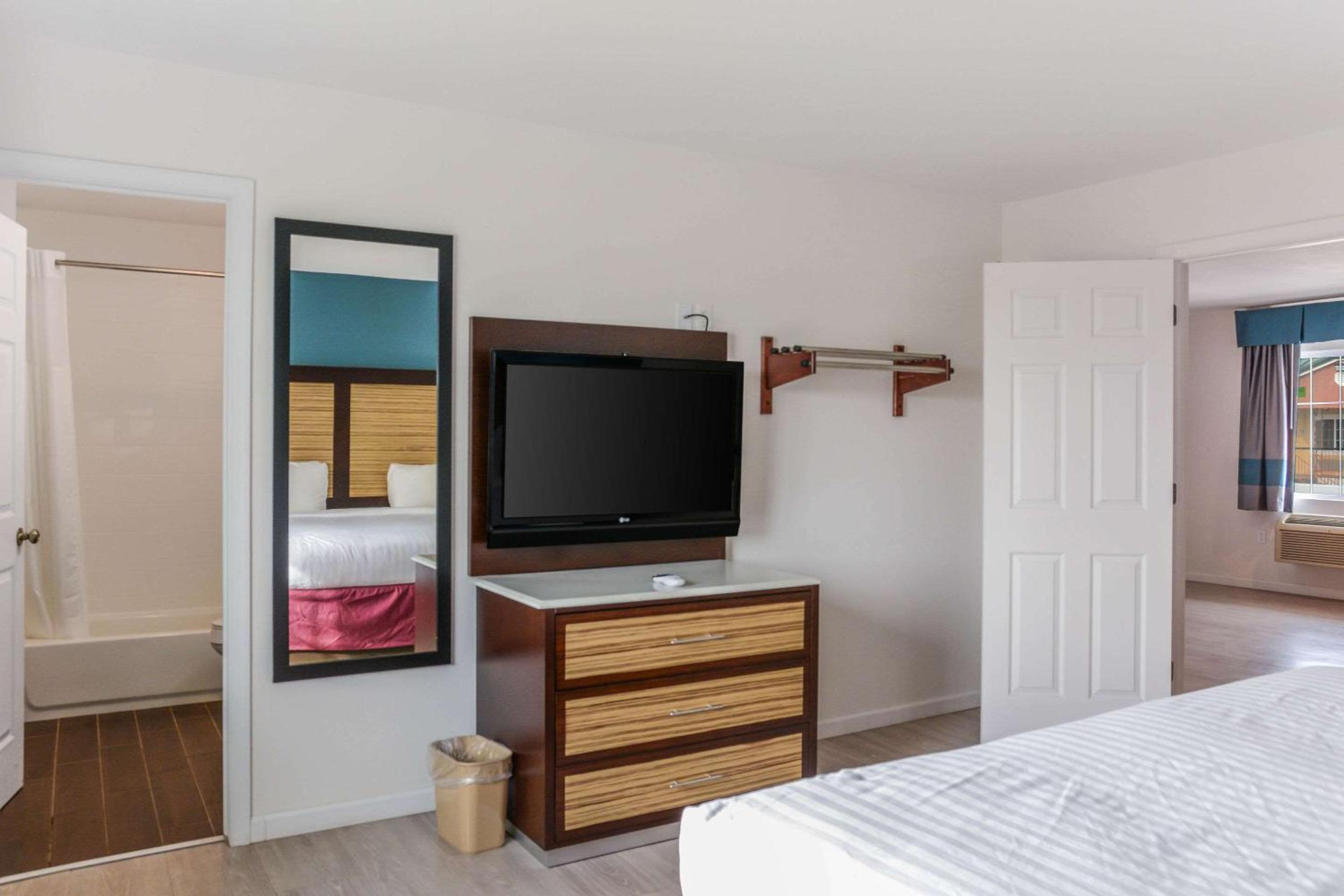 Rodeway Inn Milford