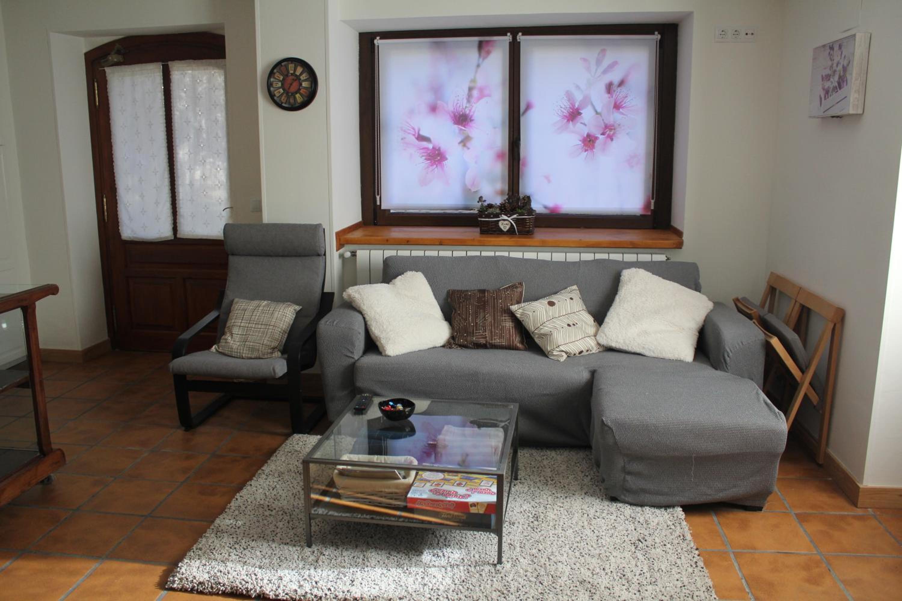 Casa MENDILUCE view 3