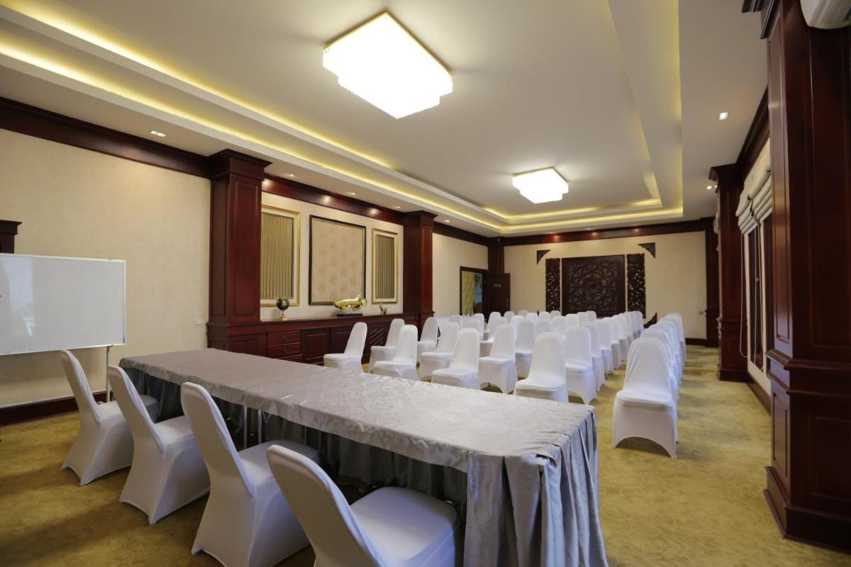 meeting room