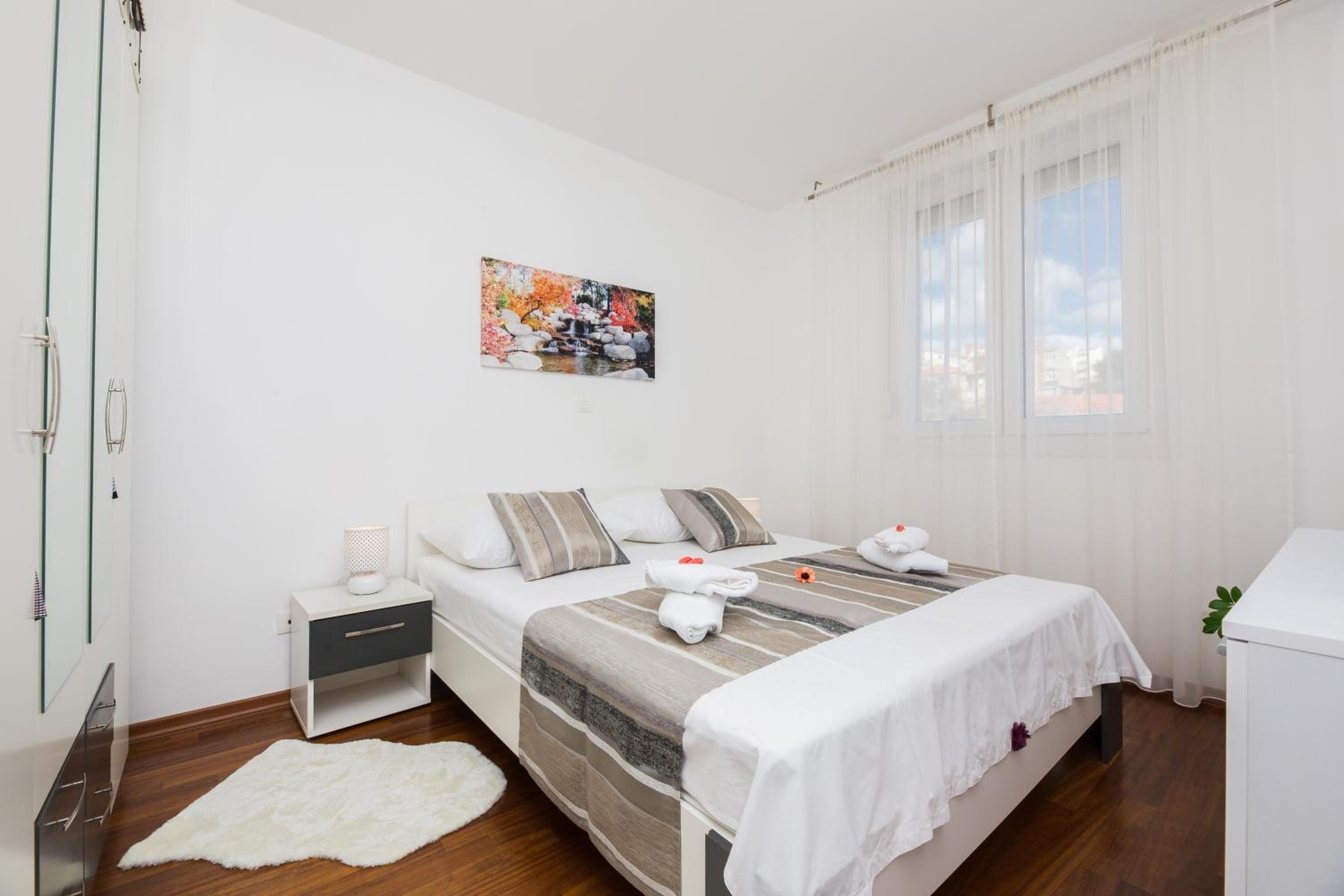 Beautiful New Apartment Bubli view 4