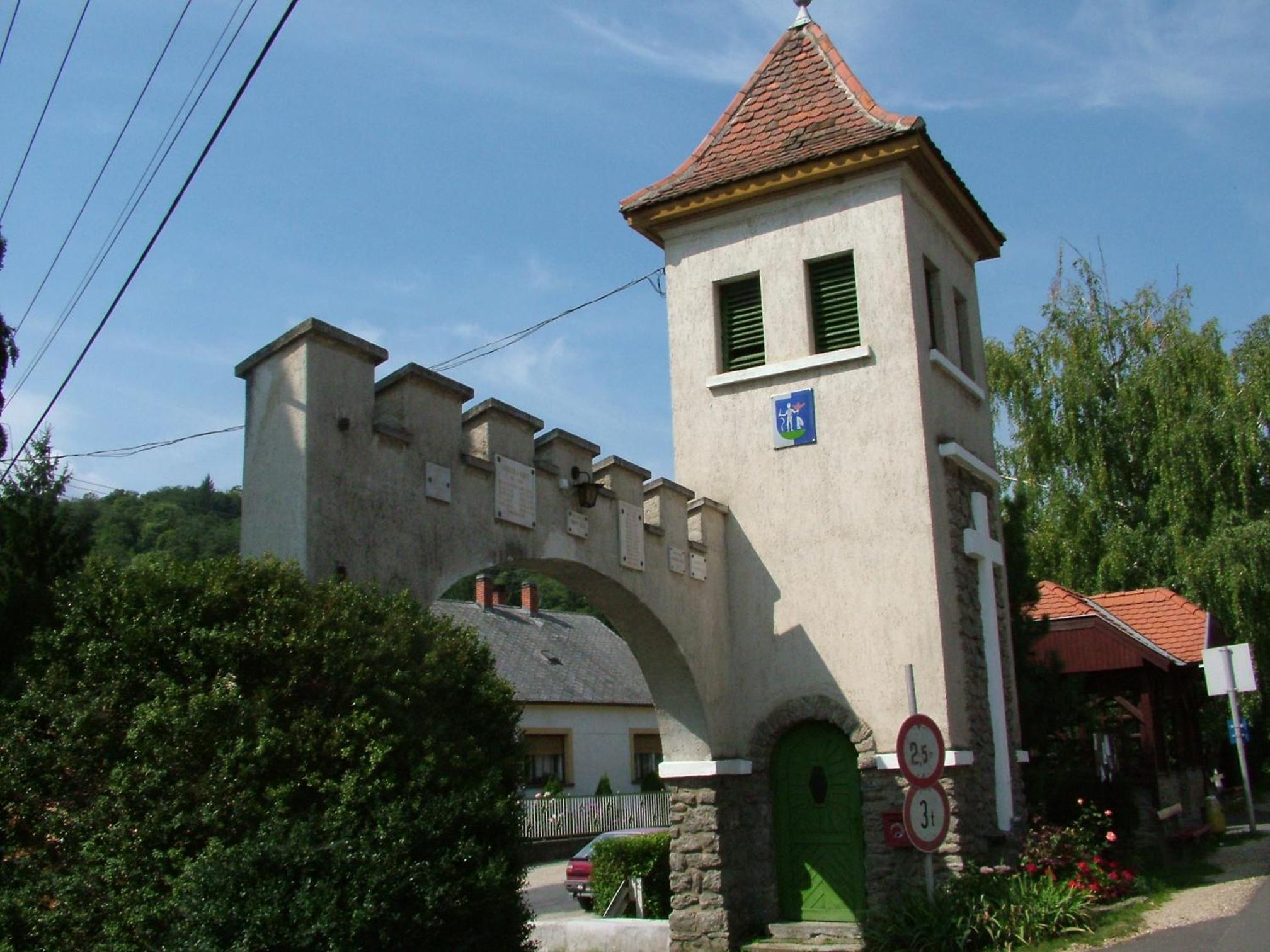 Gereben Villa view 4