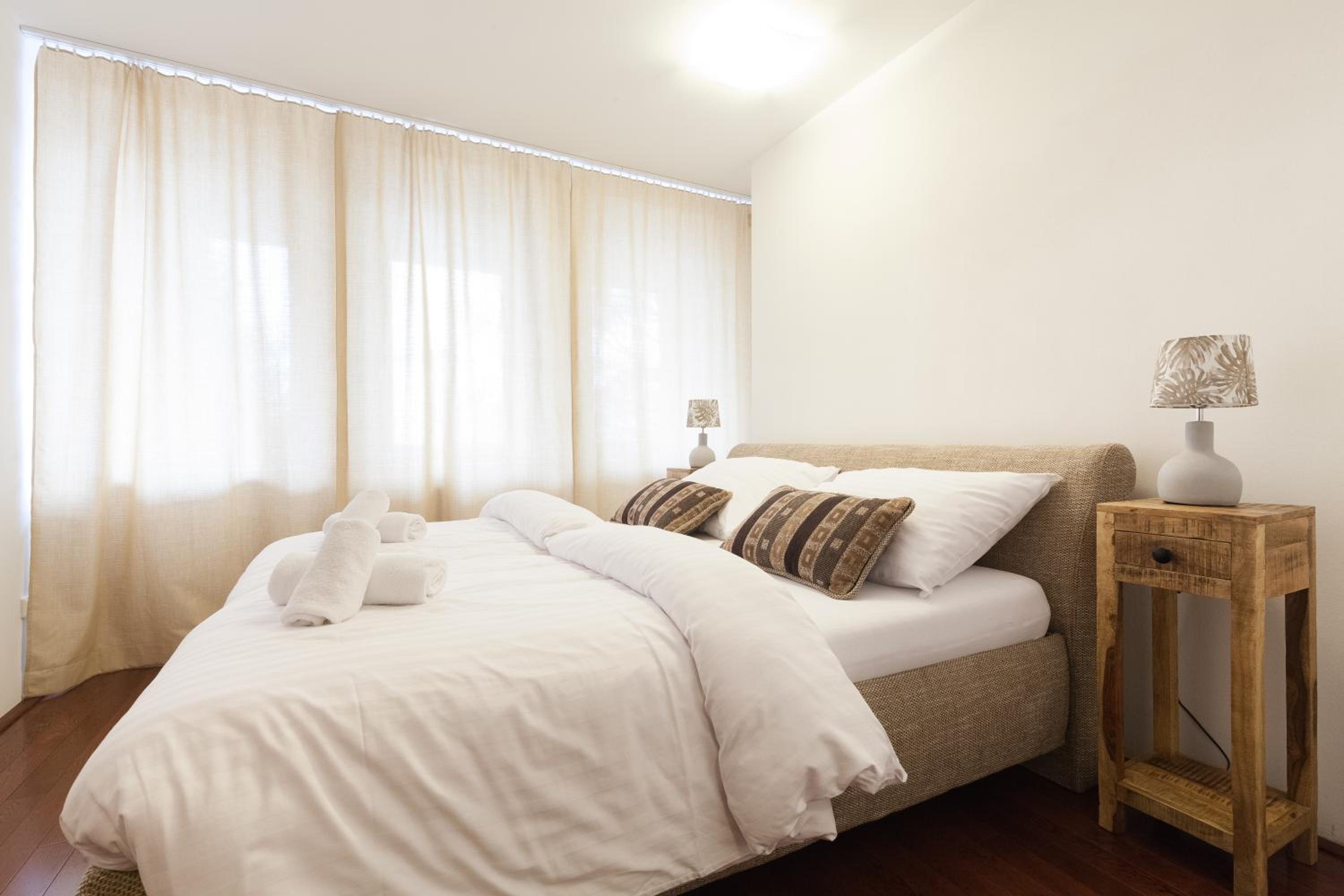 Apartment SnowWhite view 2