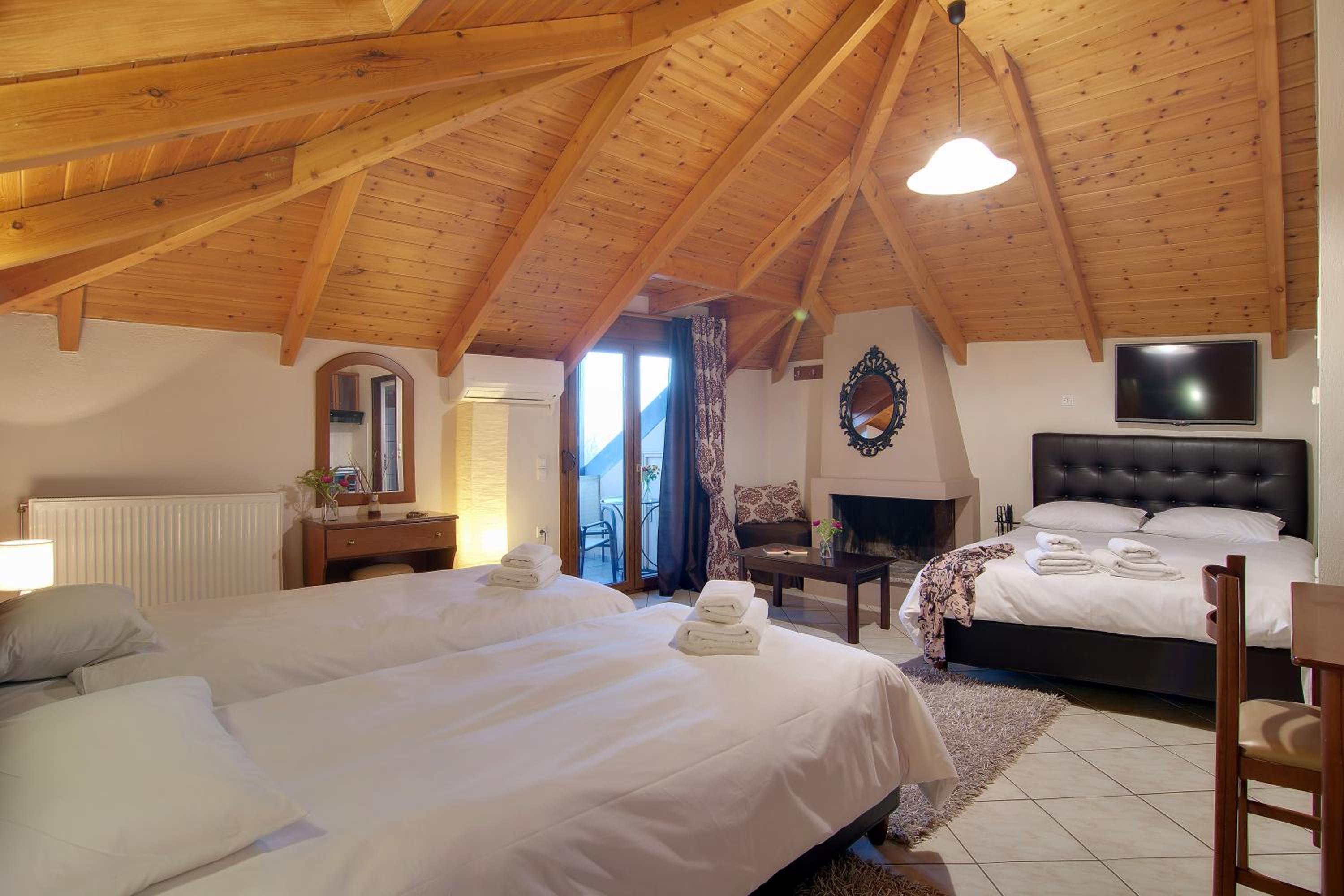 Tsironis Guesthouse