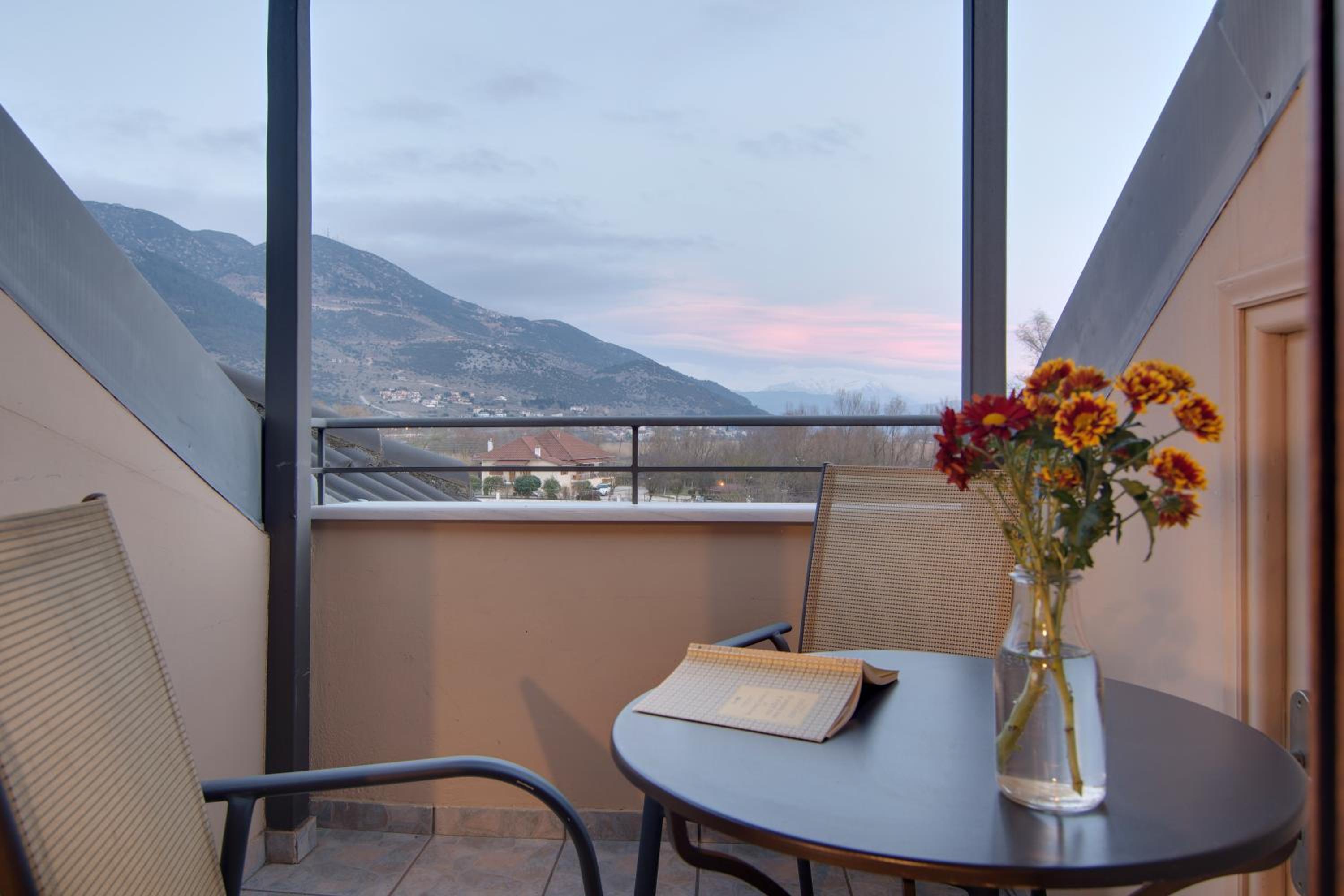 Tsironis Guesthouse
