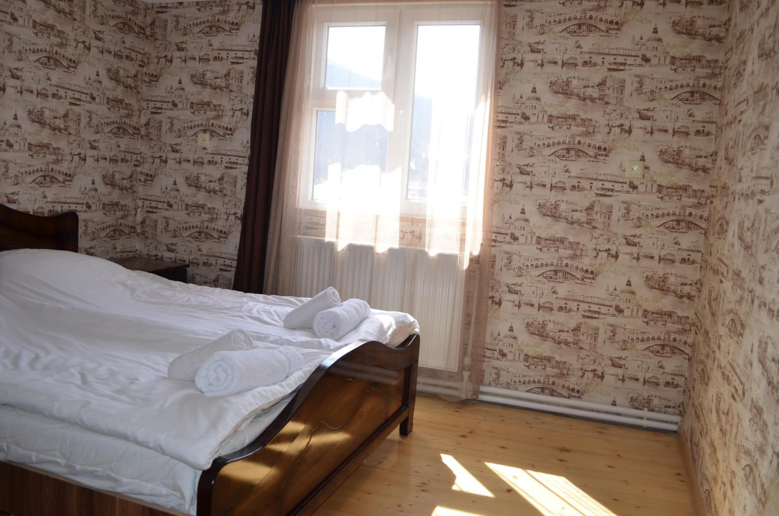 Guesthouse Qarim