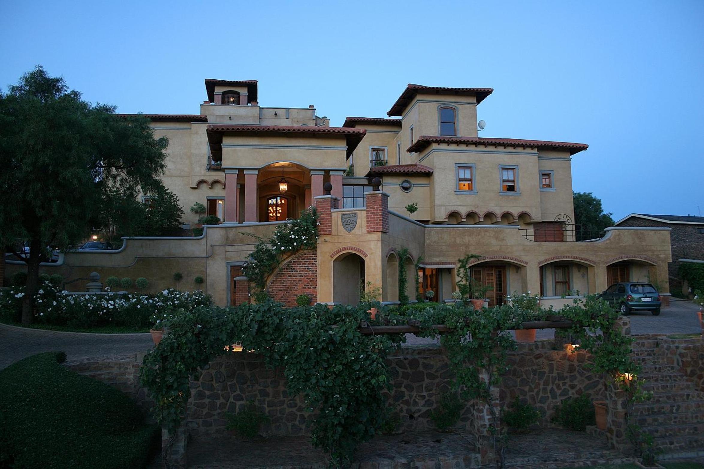 Castello Di Monte