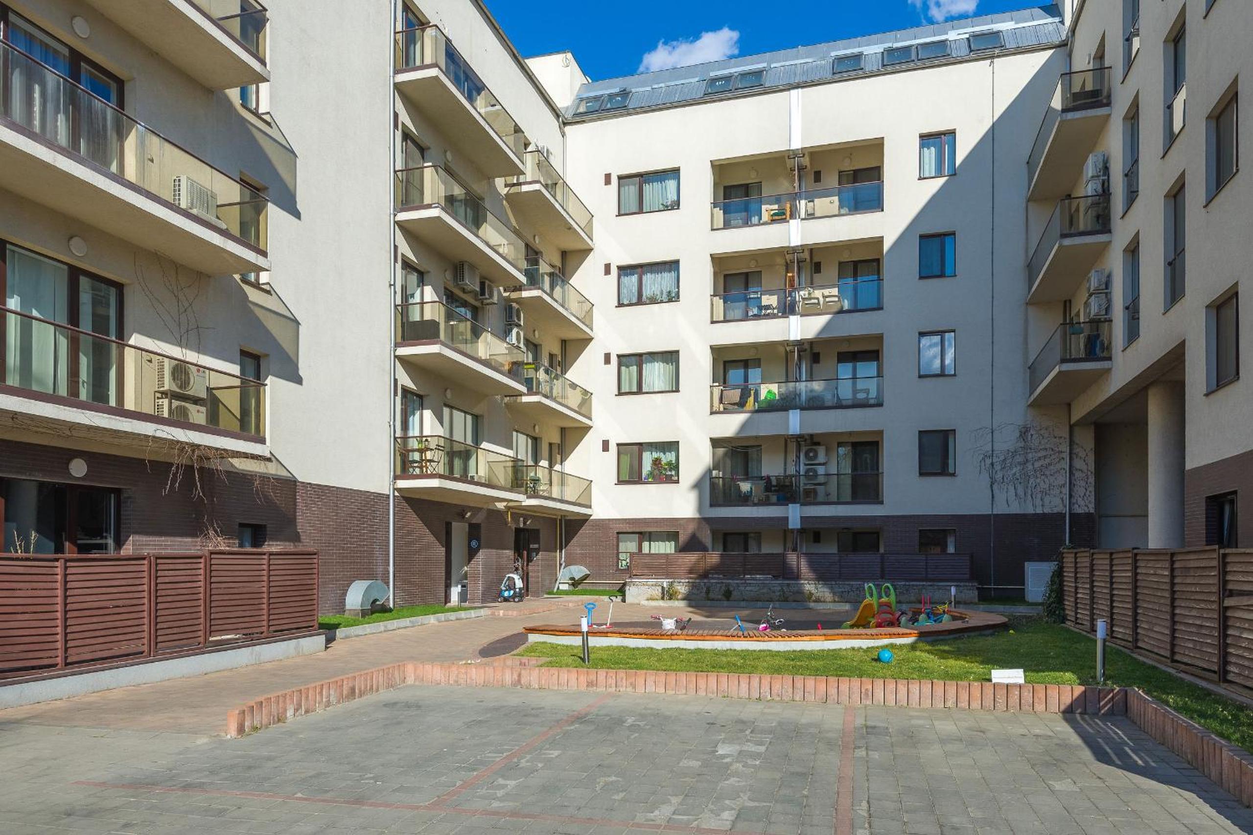 Central Apartment