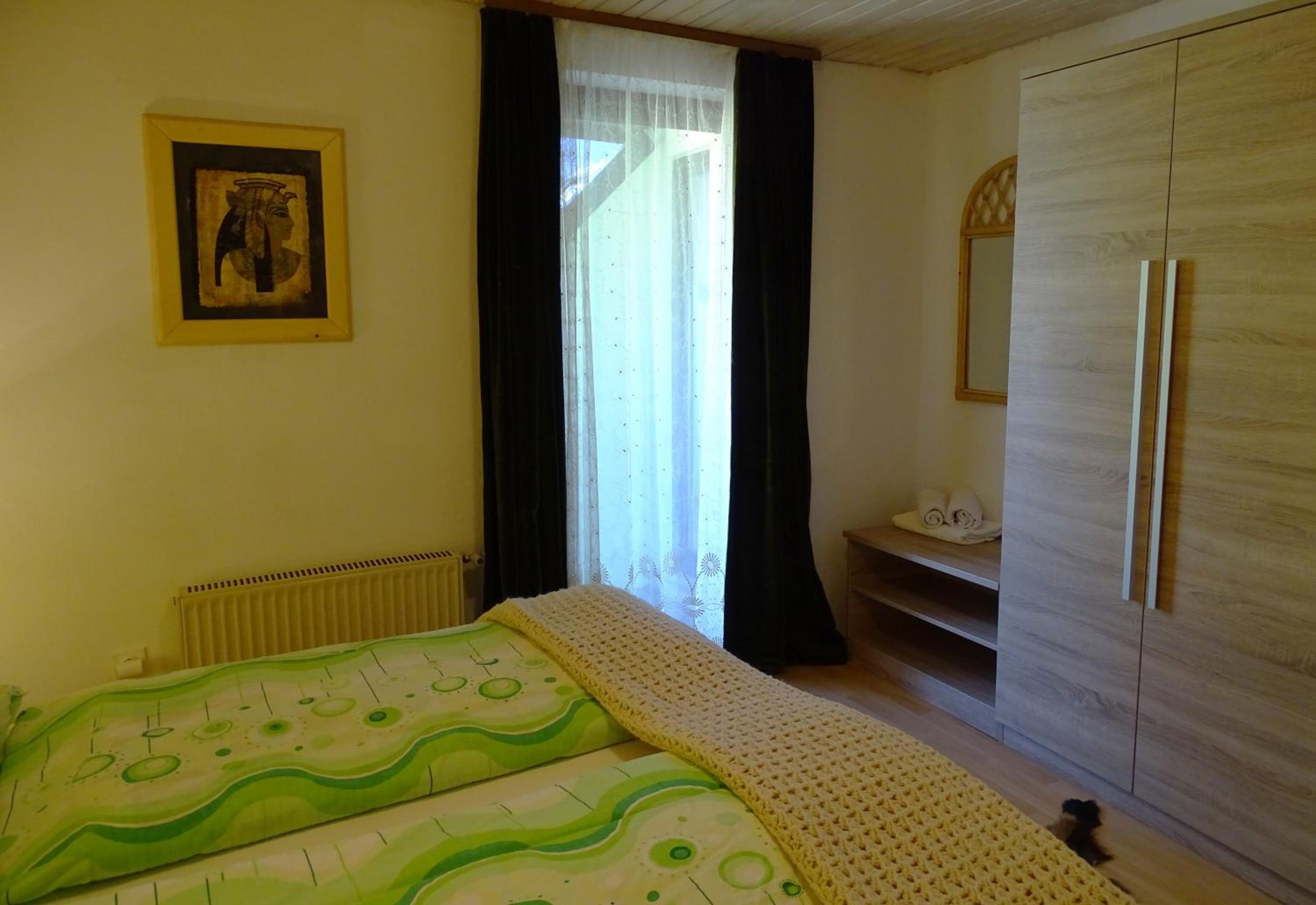 Photo 51
