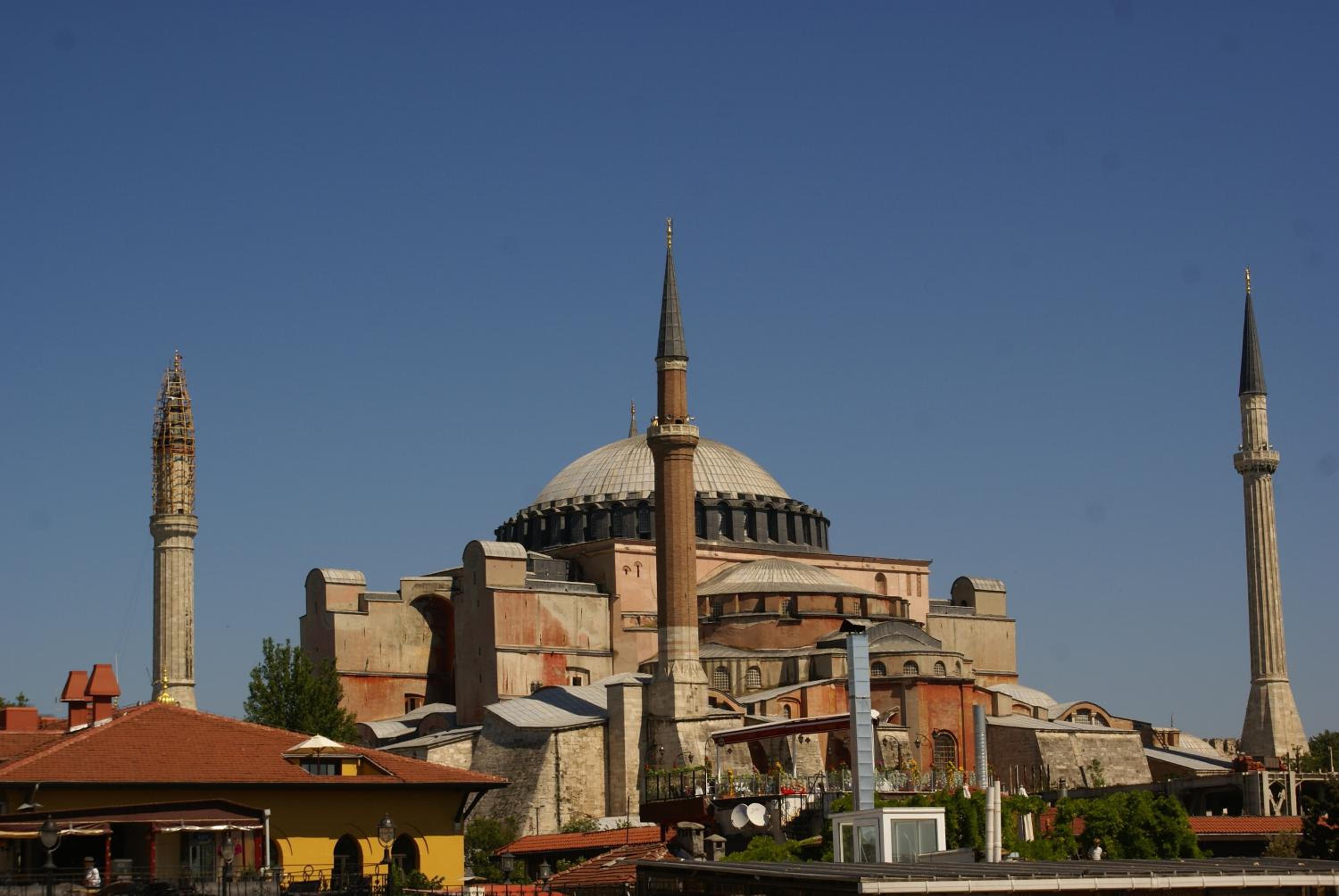 Mytra Hotel - Image 36