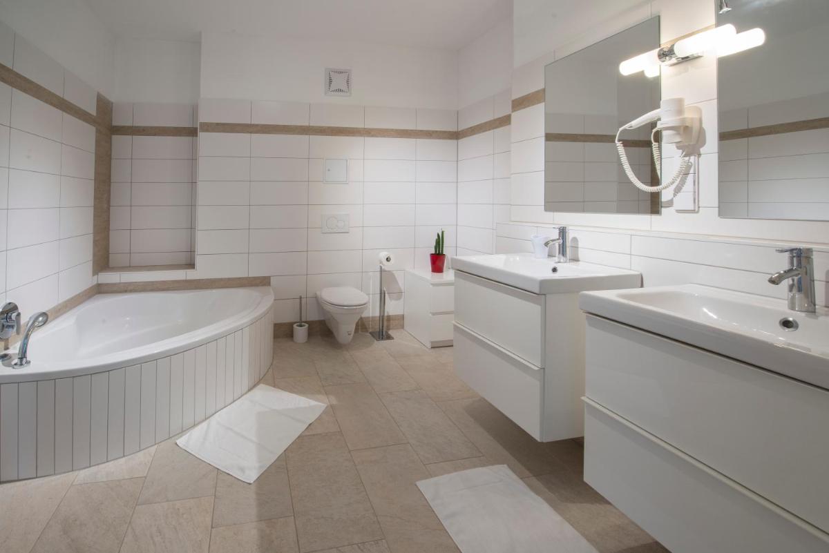 WN Rooms