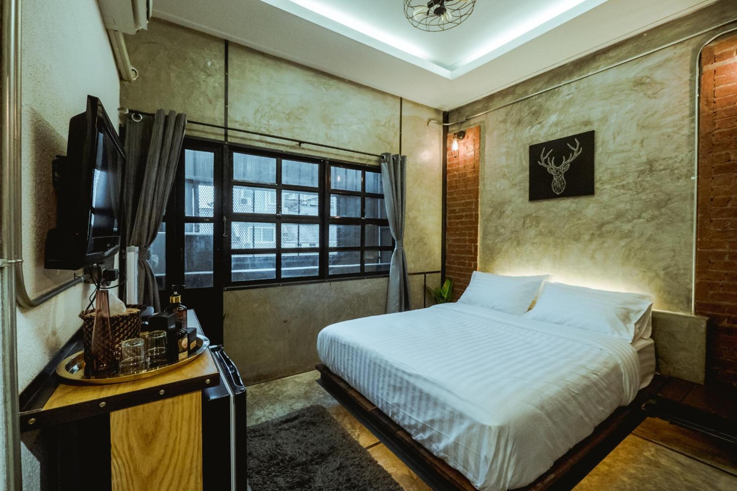 Zeds Hostel Bangkok