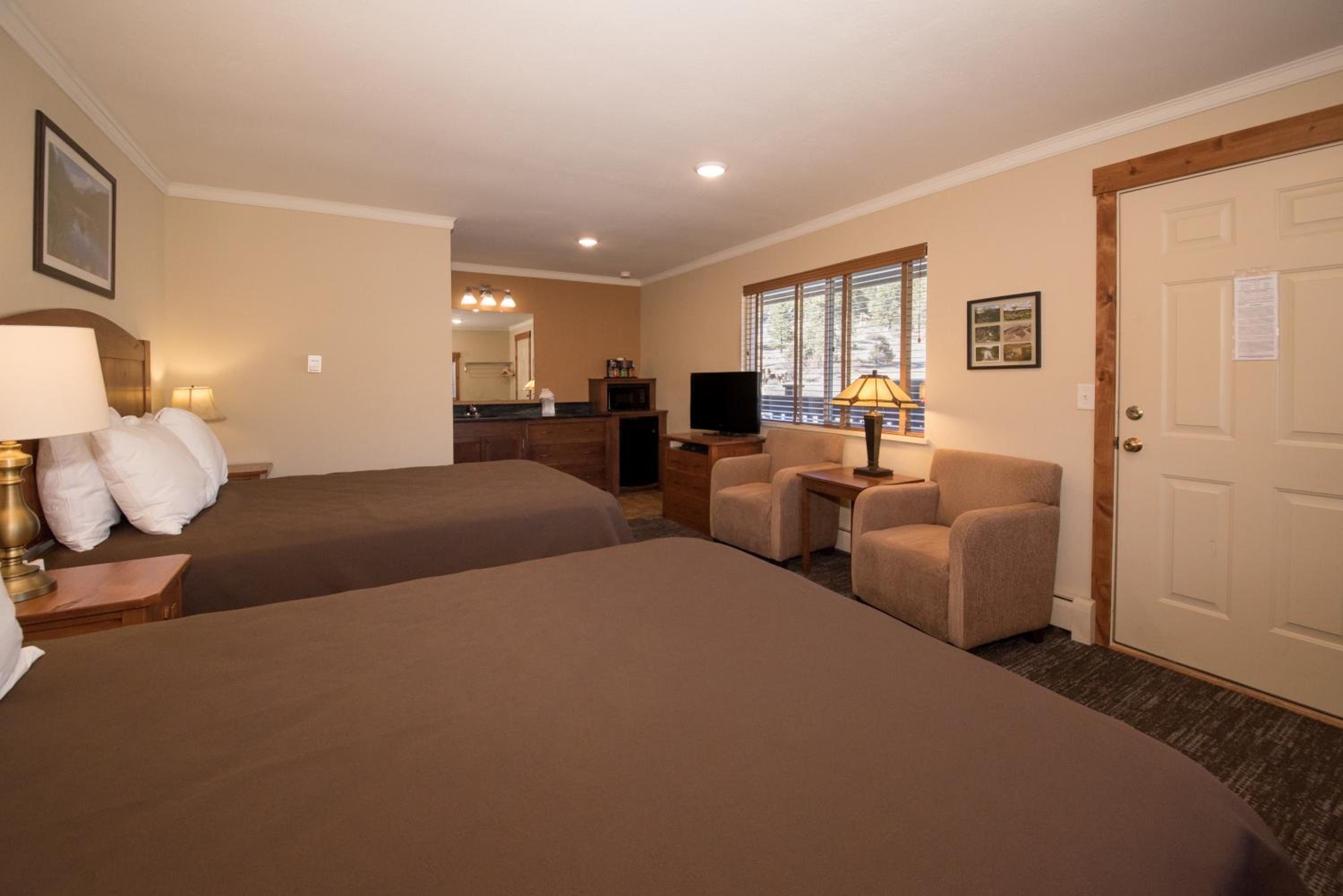 The Maxwell Inn - Property Image 1