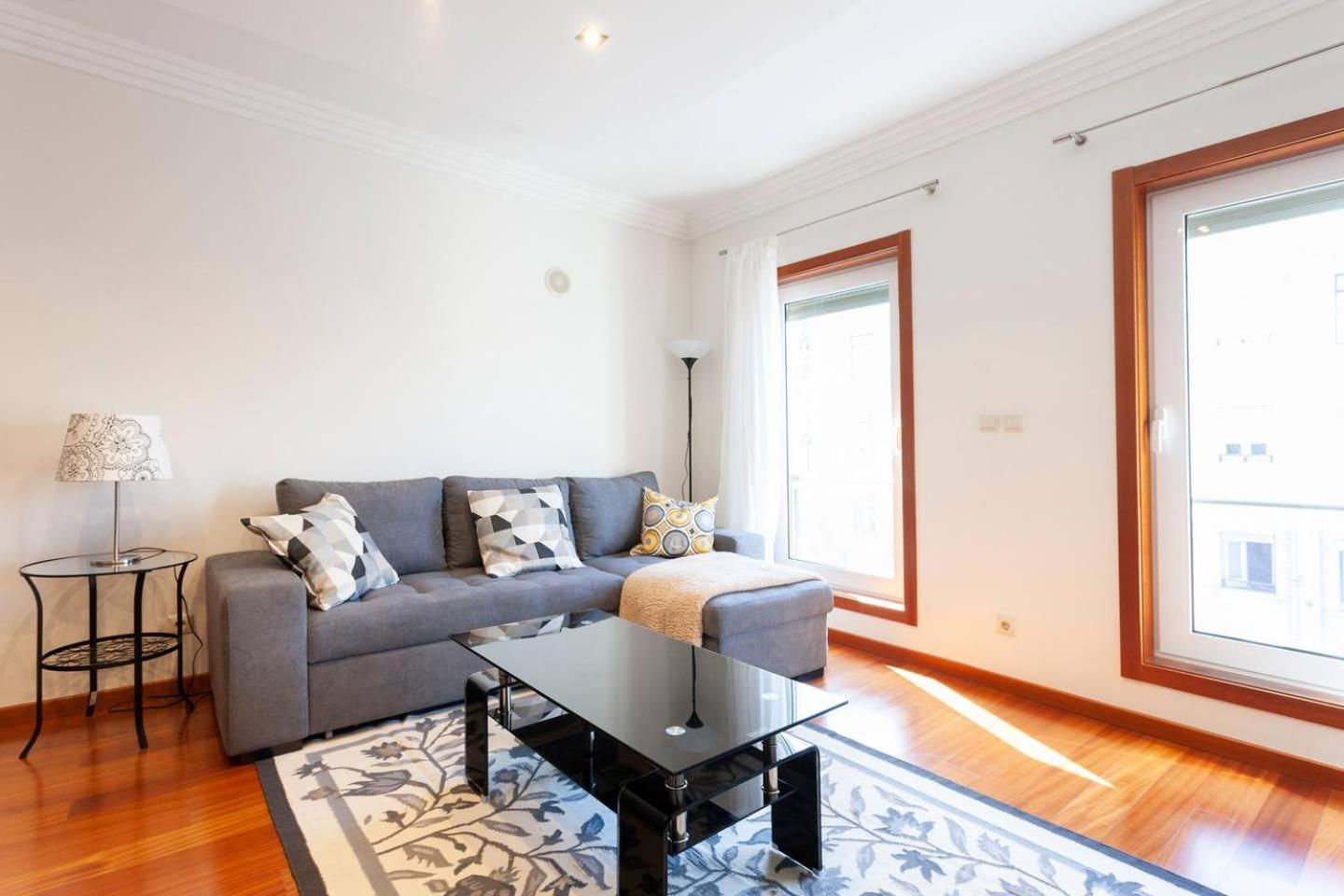 luxury lisbon apartment T2