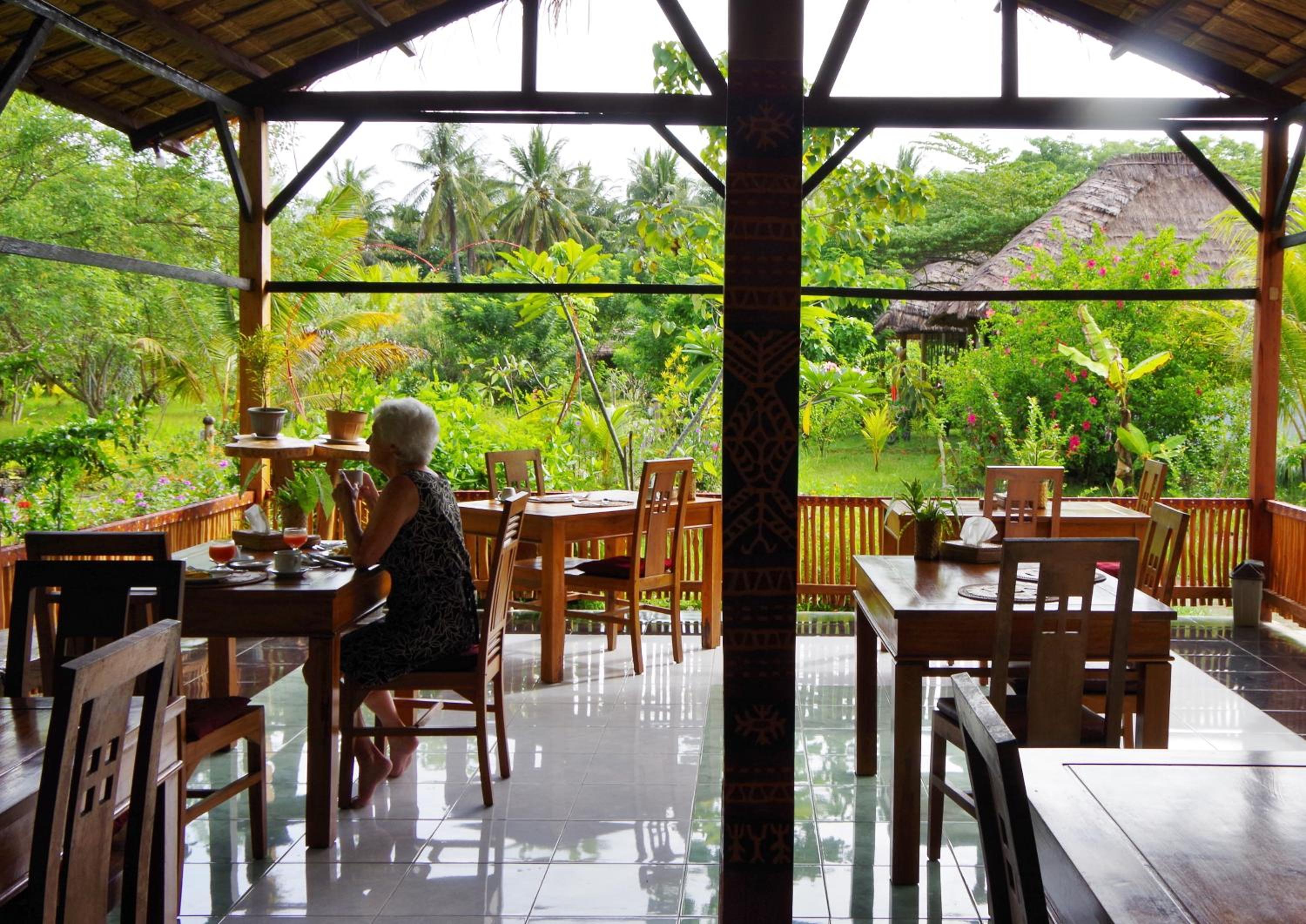 Budi Sun Garden Beach Resort & Hotel, Flores, Maumere, Wairita - Partner of TelukMaumereProgram view 3