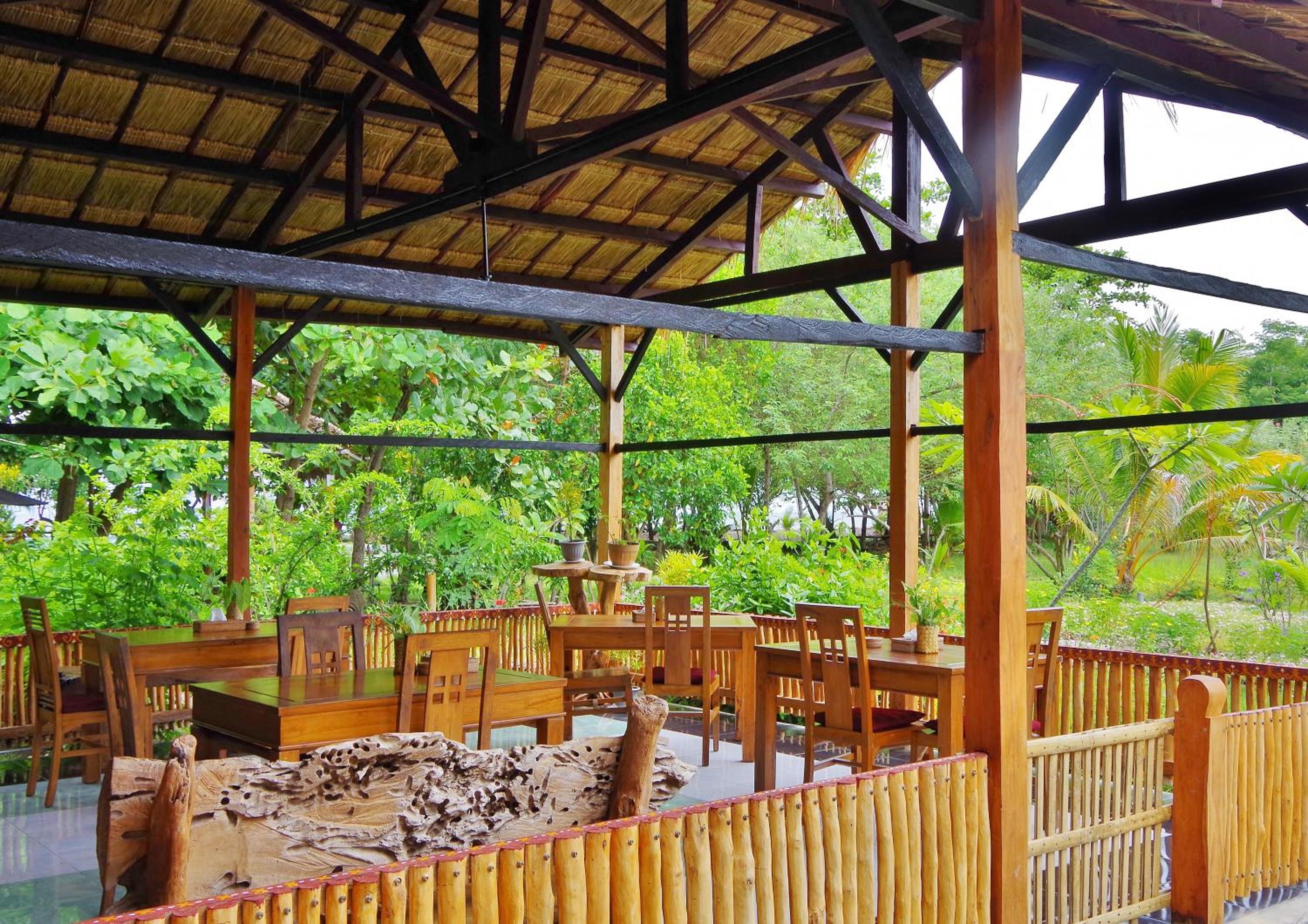 Budi Sun Garden Beach Resort & Hotel, Flores, Maumere, Wairita - Partner of TelukMaumereProgram view 5