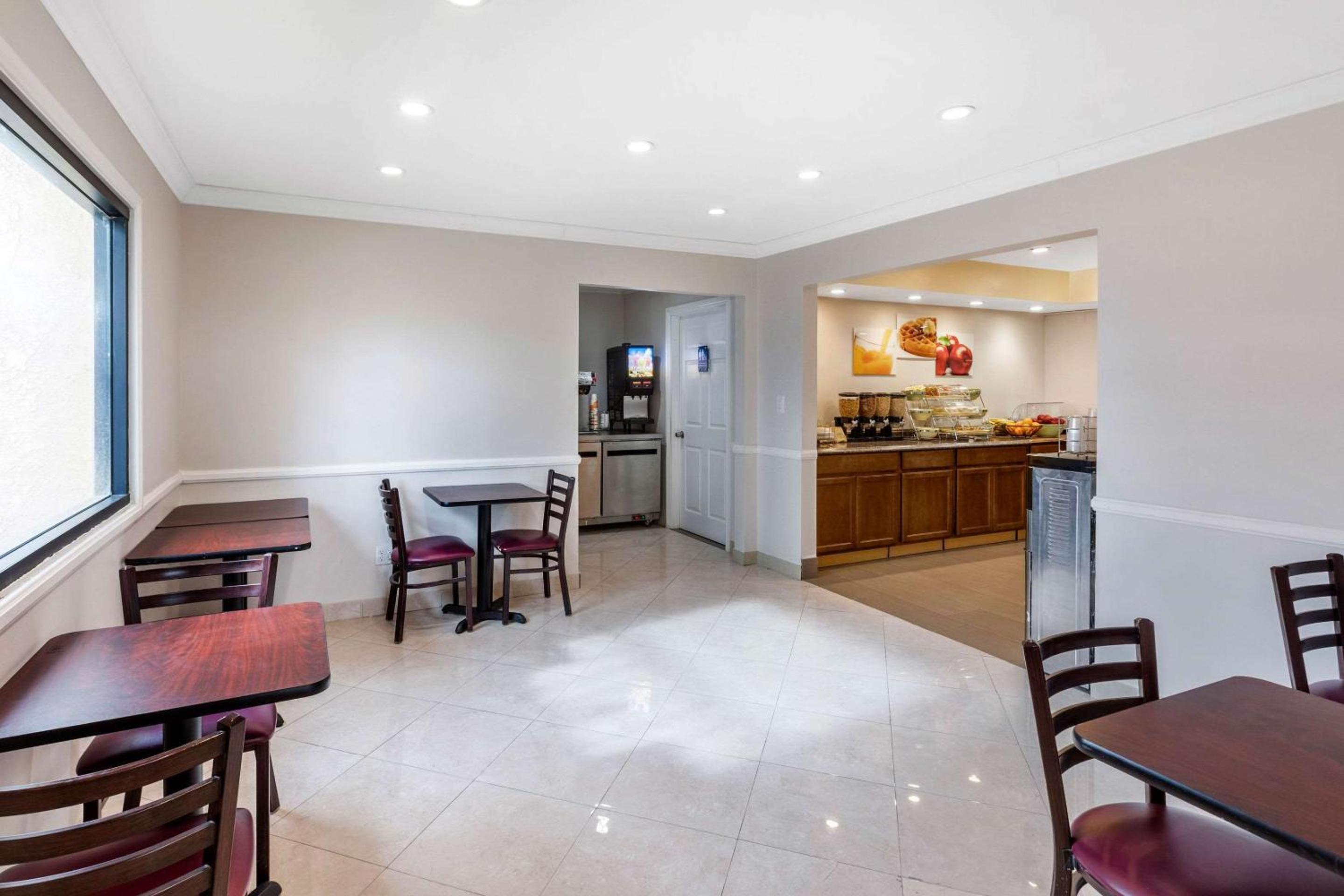 Quality Inn - Torrance Lomita view 5