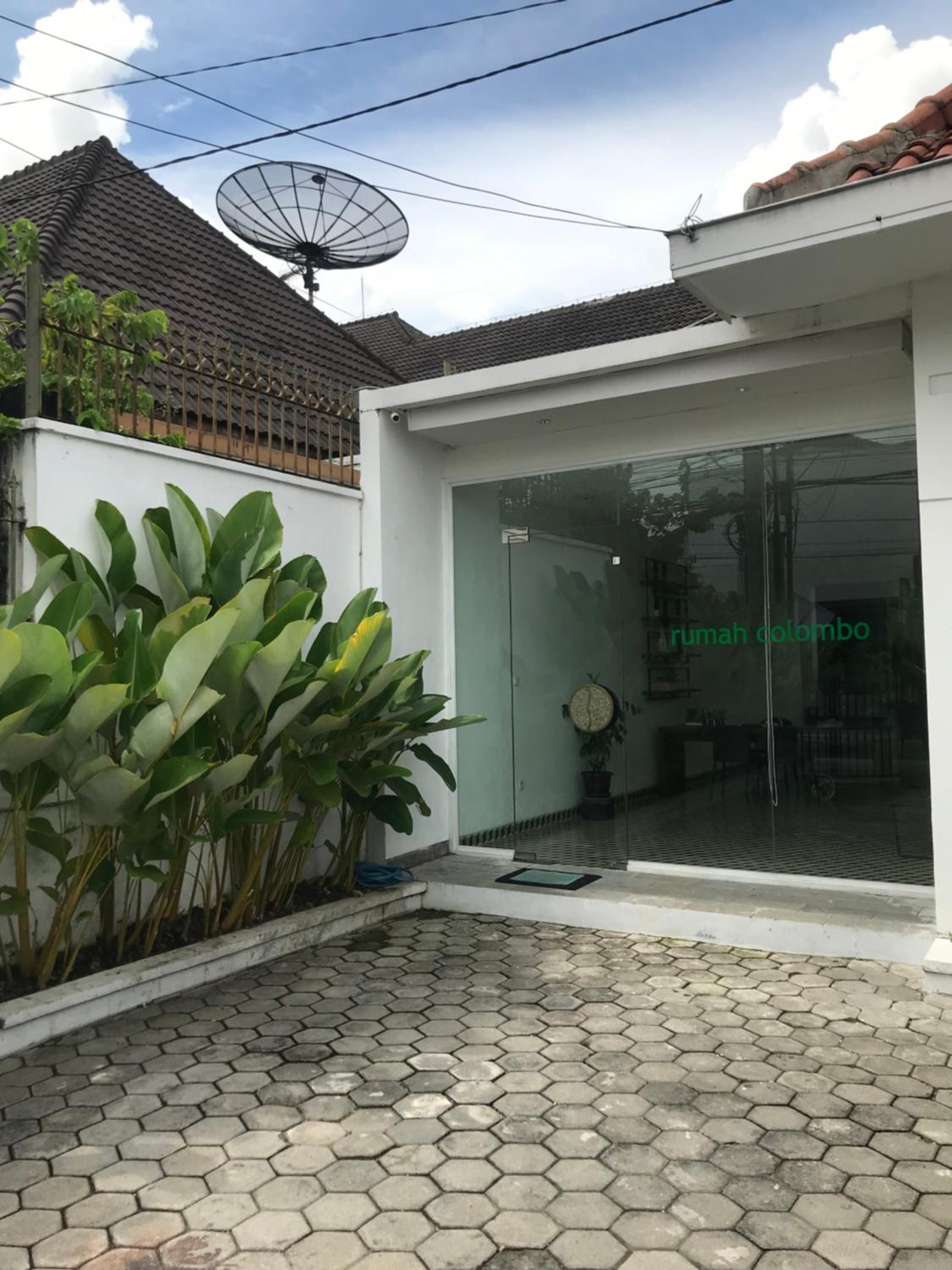 RedDoorz Plus @ Demangan Gejayan view 3