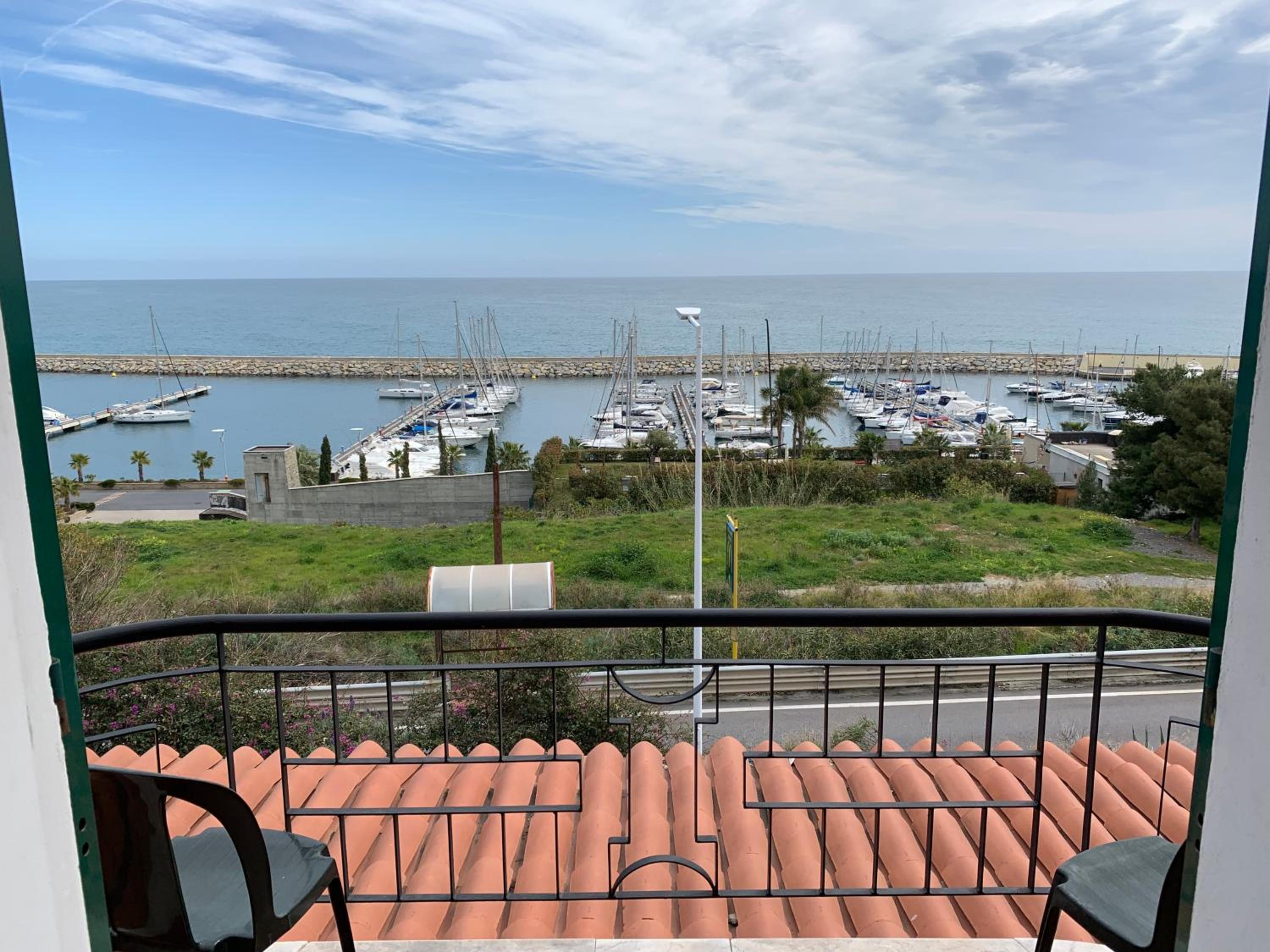 Baia dei Gabbiani view 4