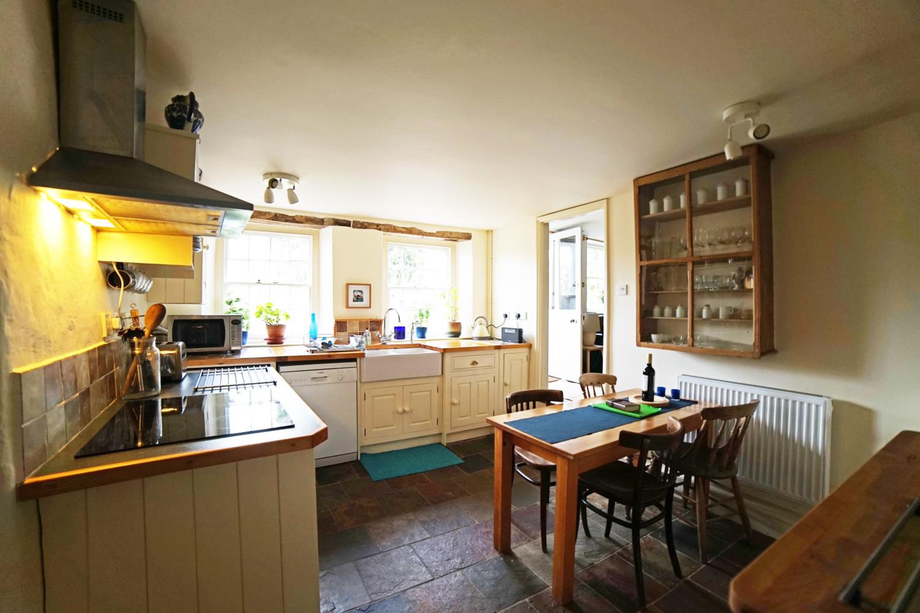 Yew Tree Cottage view 4
