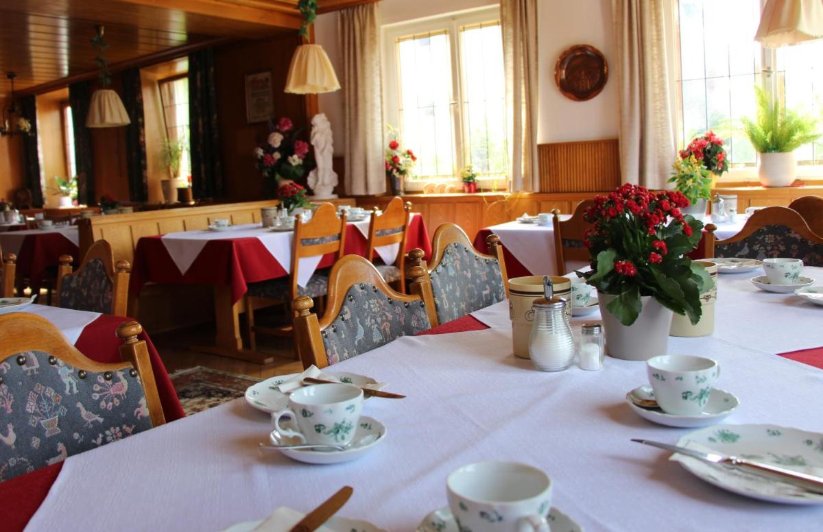restaurant