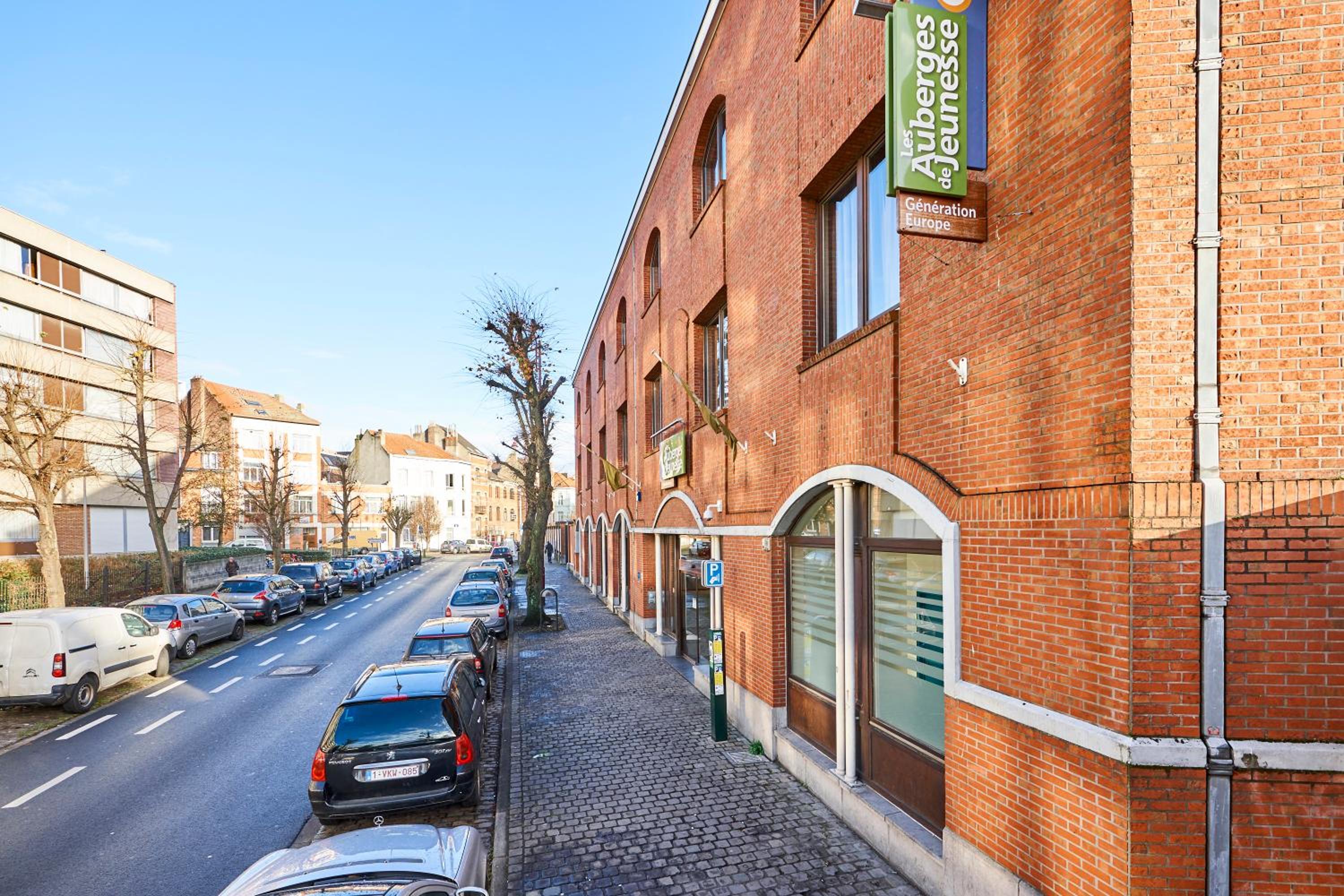 HI Brussels Generation Europe Hostel