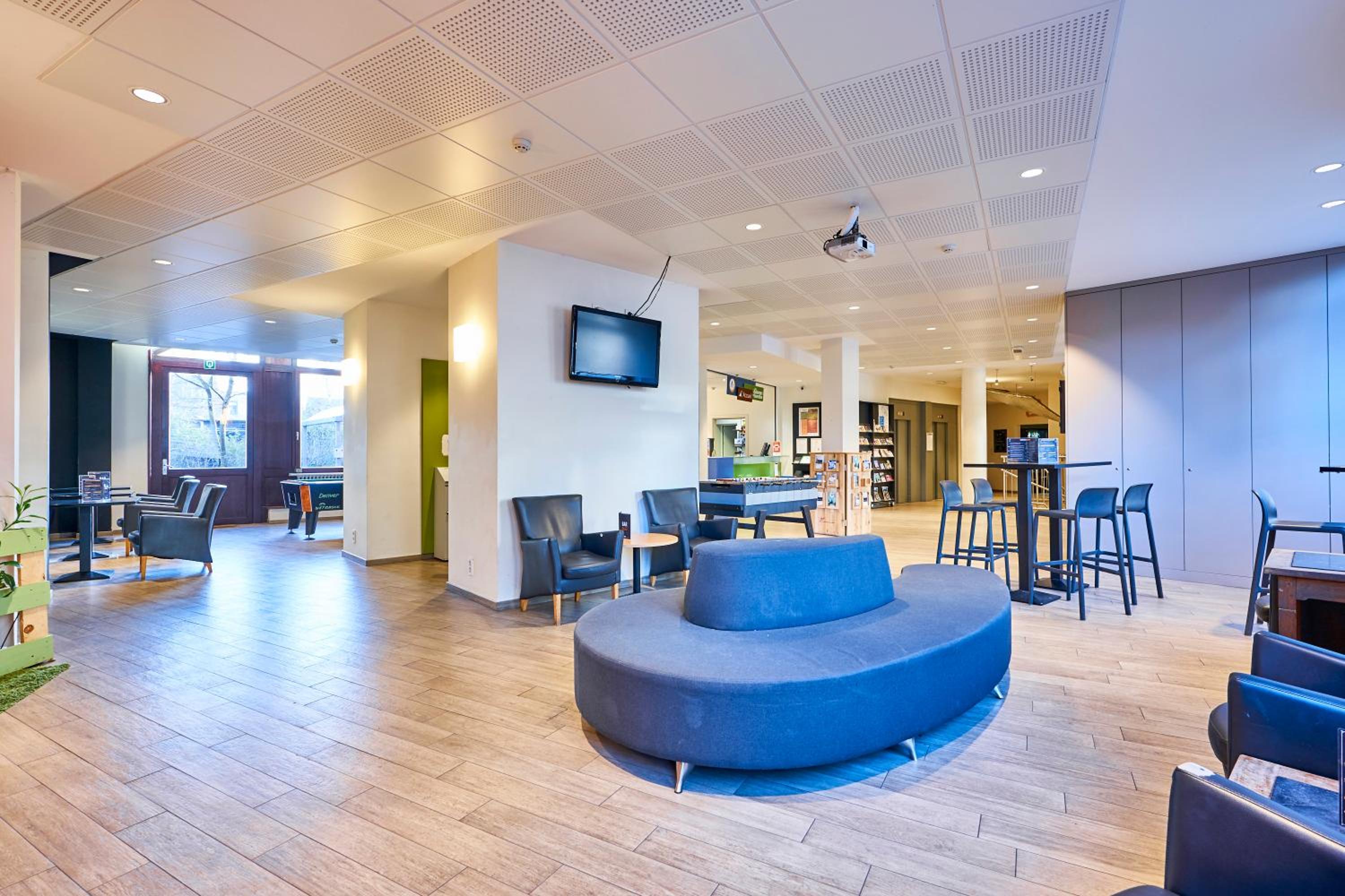 HI Brussels Generation Europe Hostel