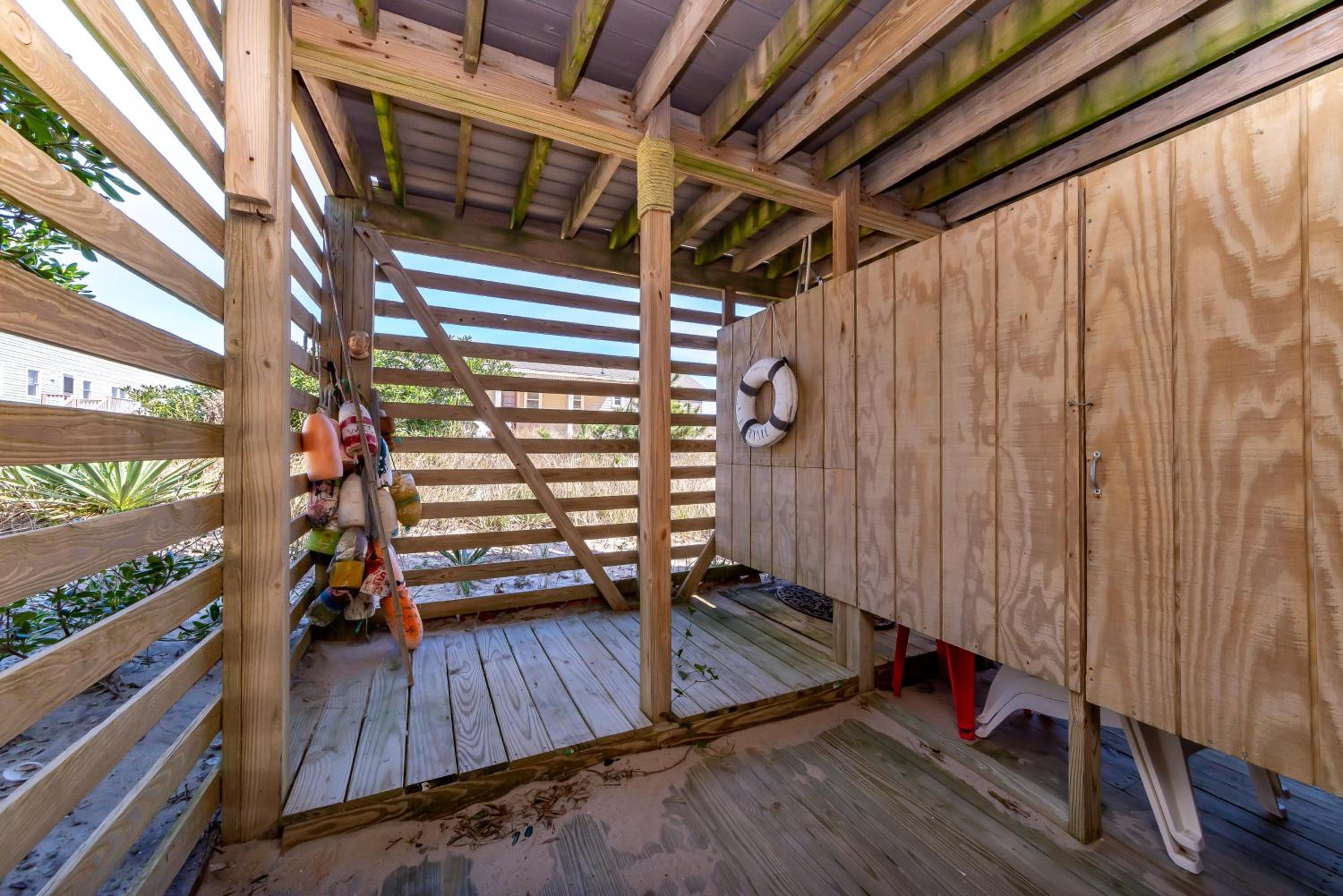 Williams - S Nags Head MP 19, 100 Ft to the Beach, Ocean View, 3 Bedrooms, Close to Pier