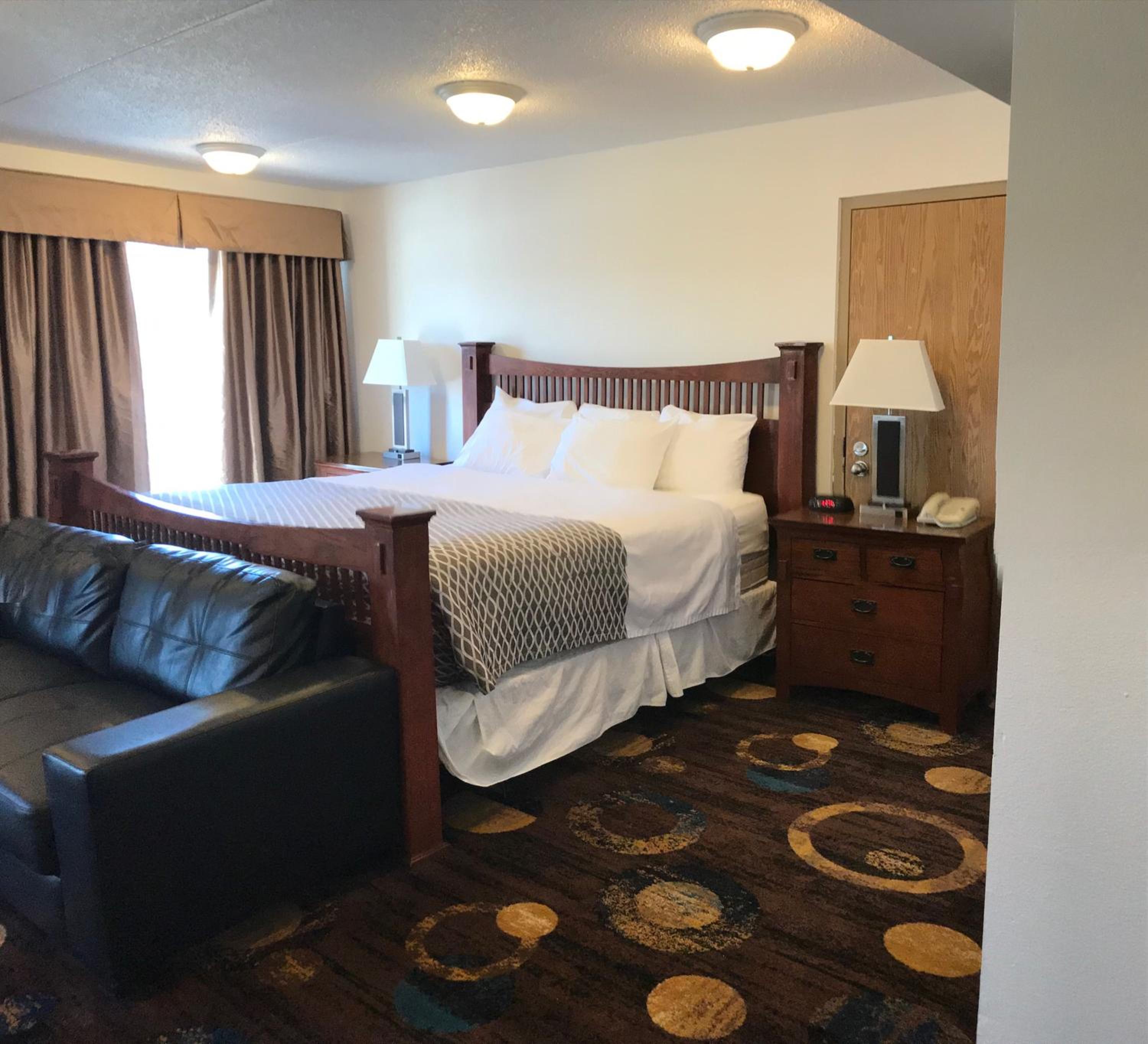 Fort Mcmurray Vacations - Stonebridge Hotel - Property Image 4
