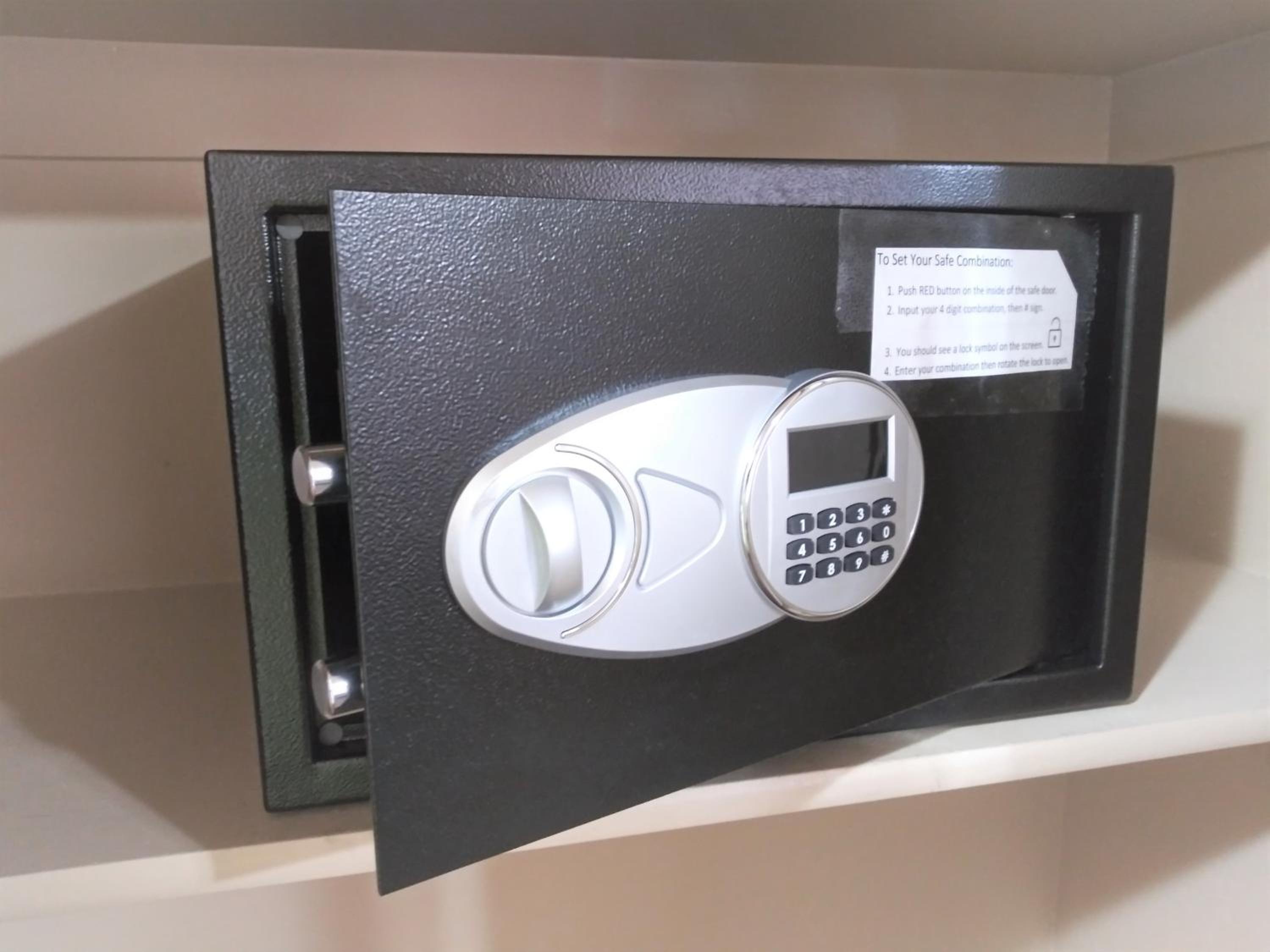 Page Vacations - Lake Powell Motel  Apartments - Property Image 3