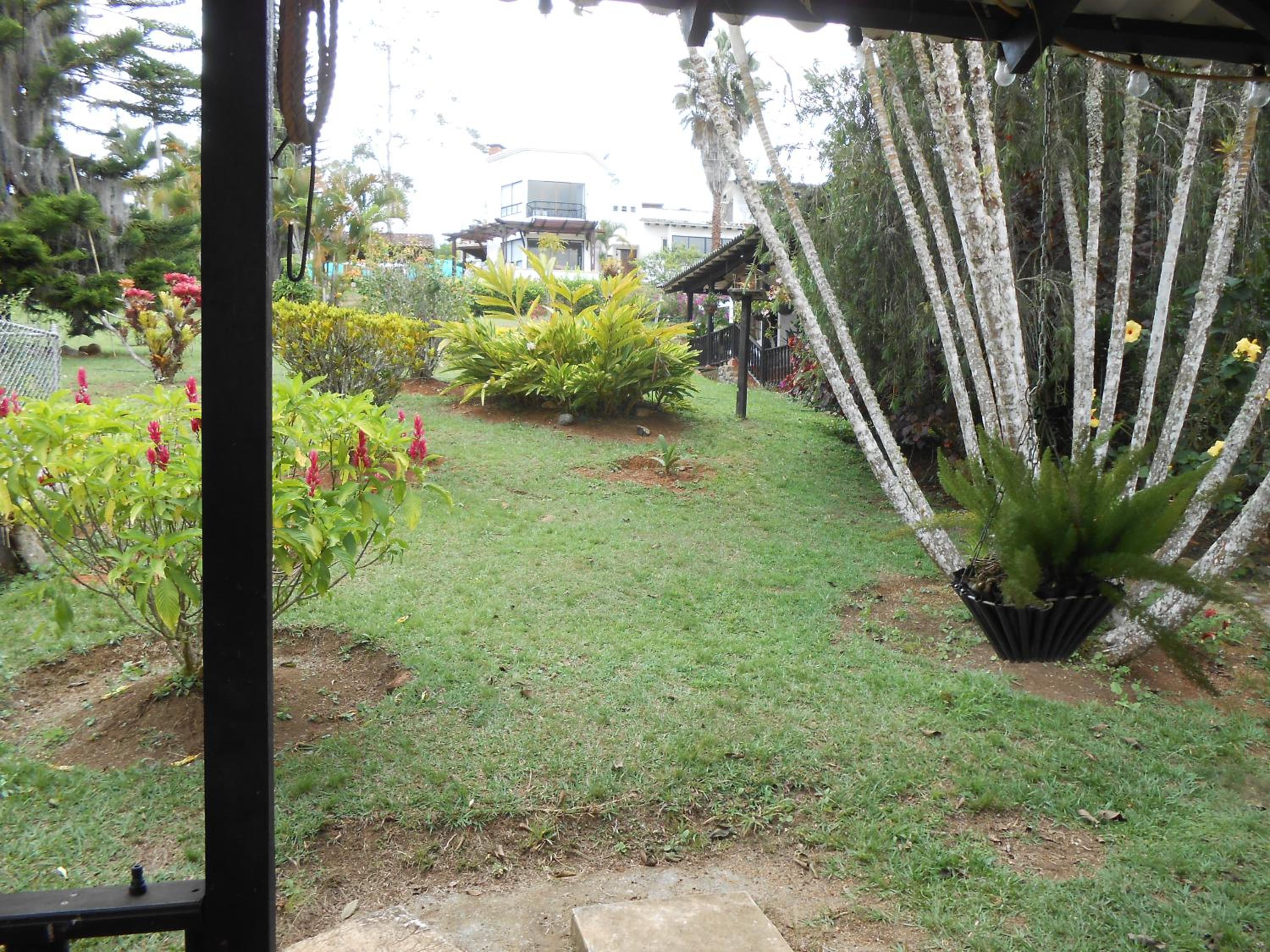 Hermosa Finca 
