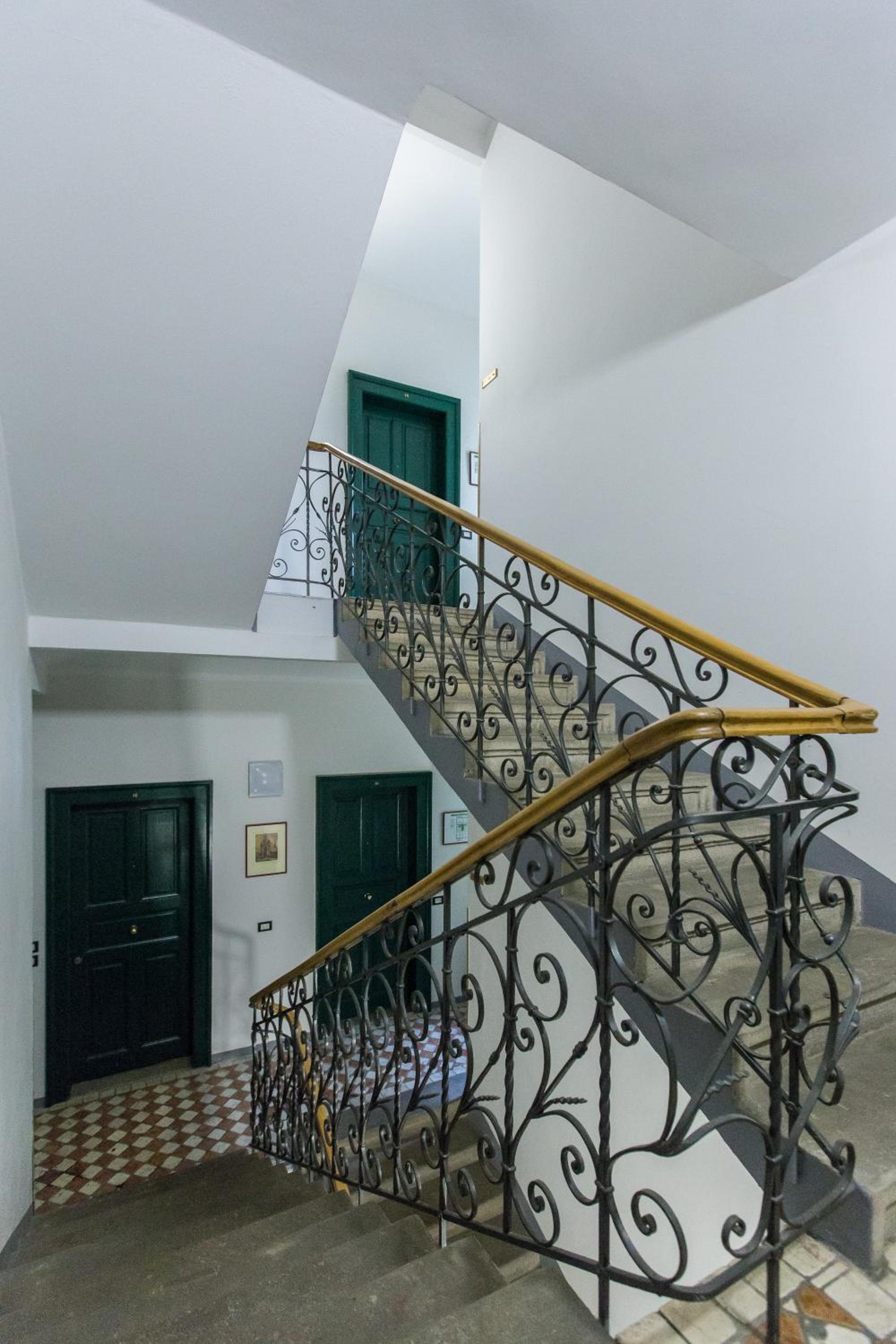 Duskova Apartments
