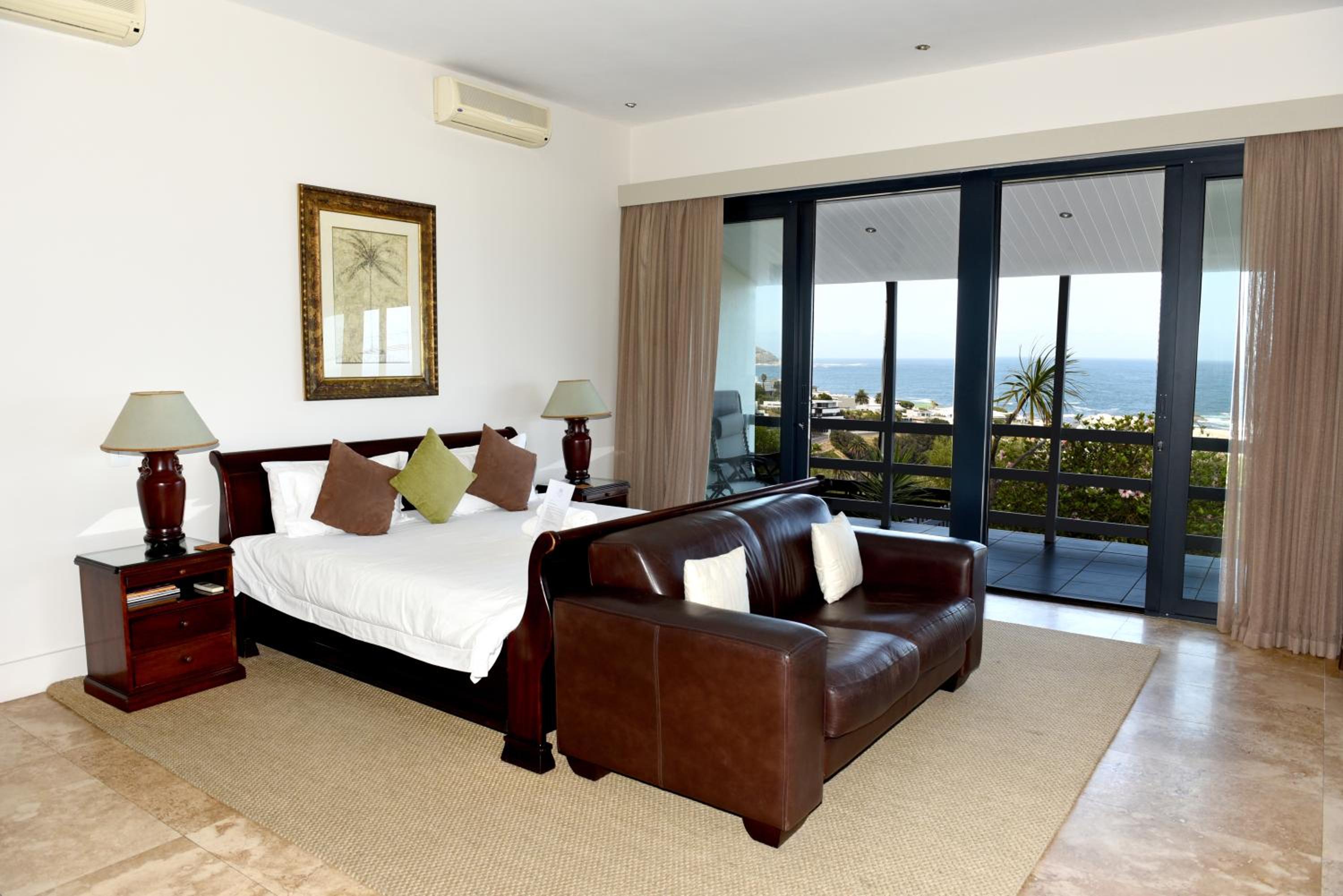 51 On Camps Bay view 2