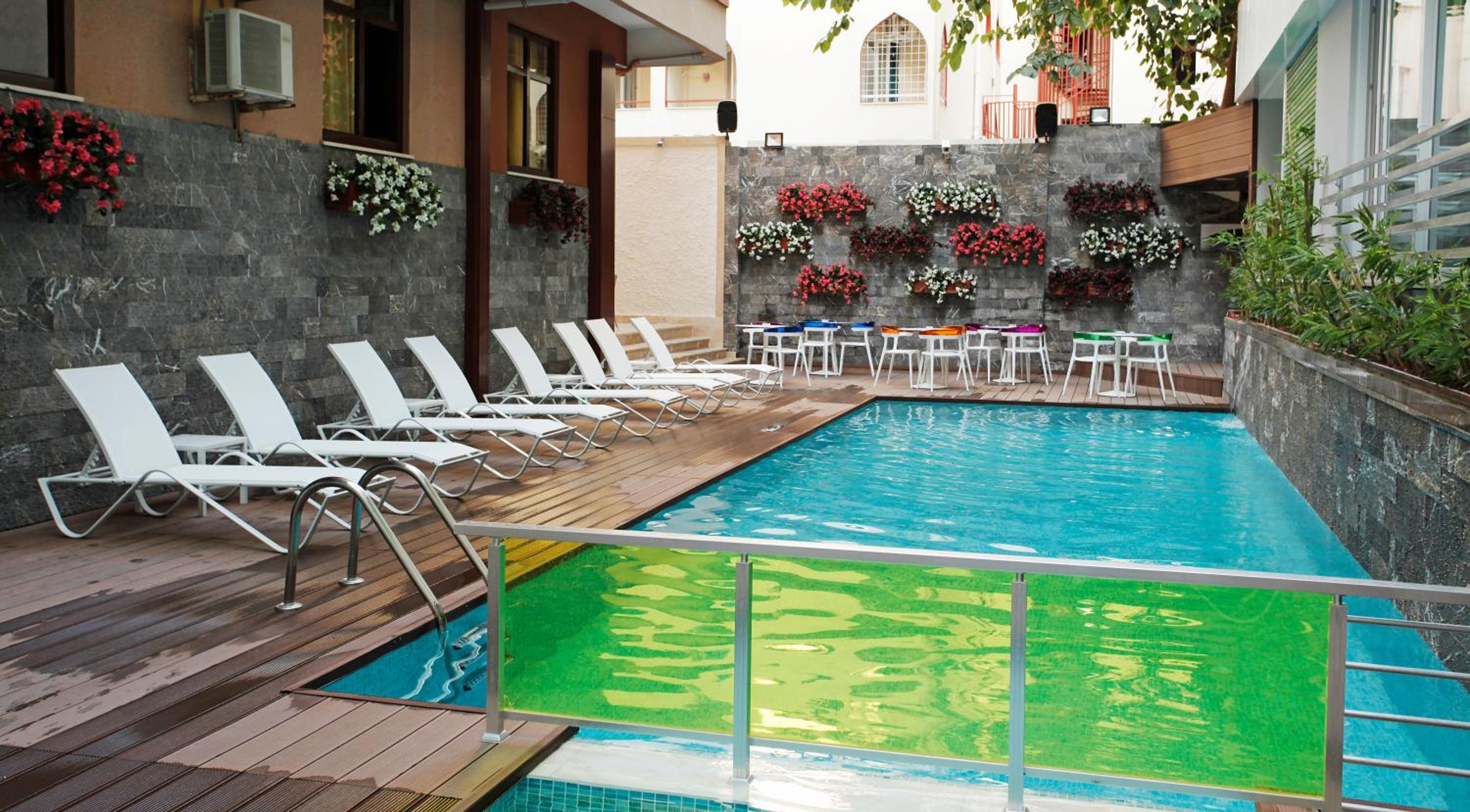 Kleopatra Suit Hotel - Image 18