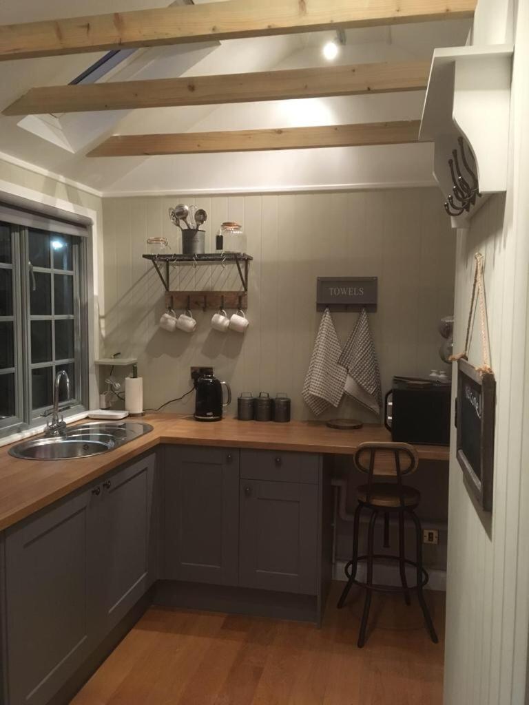 Truffle Lodge view 4