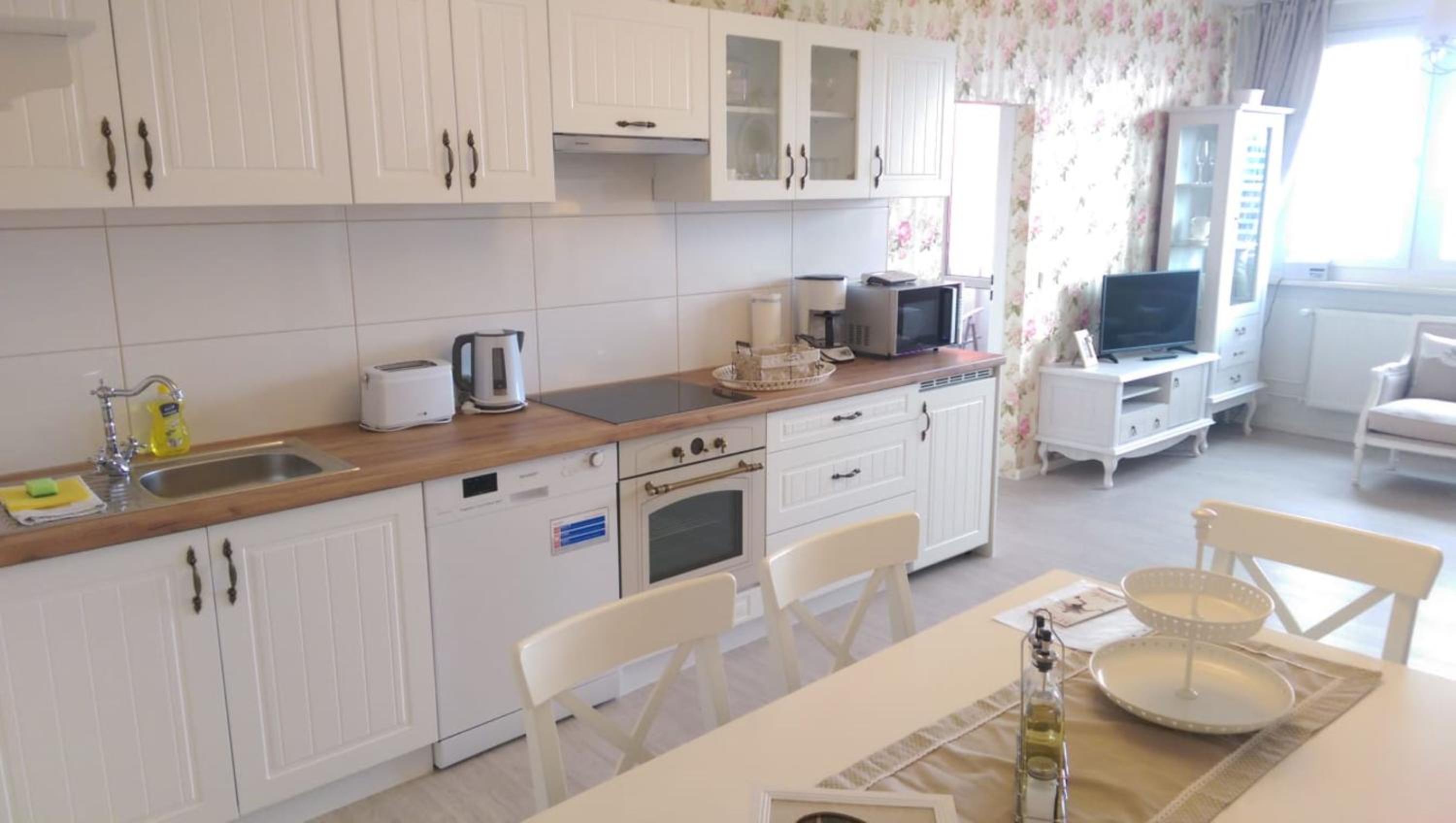 Romantic Style Apartment Berlin Alexanderplatz