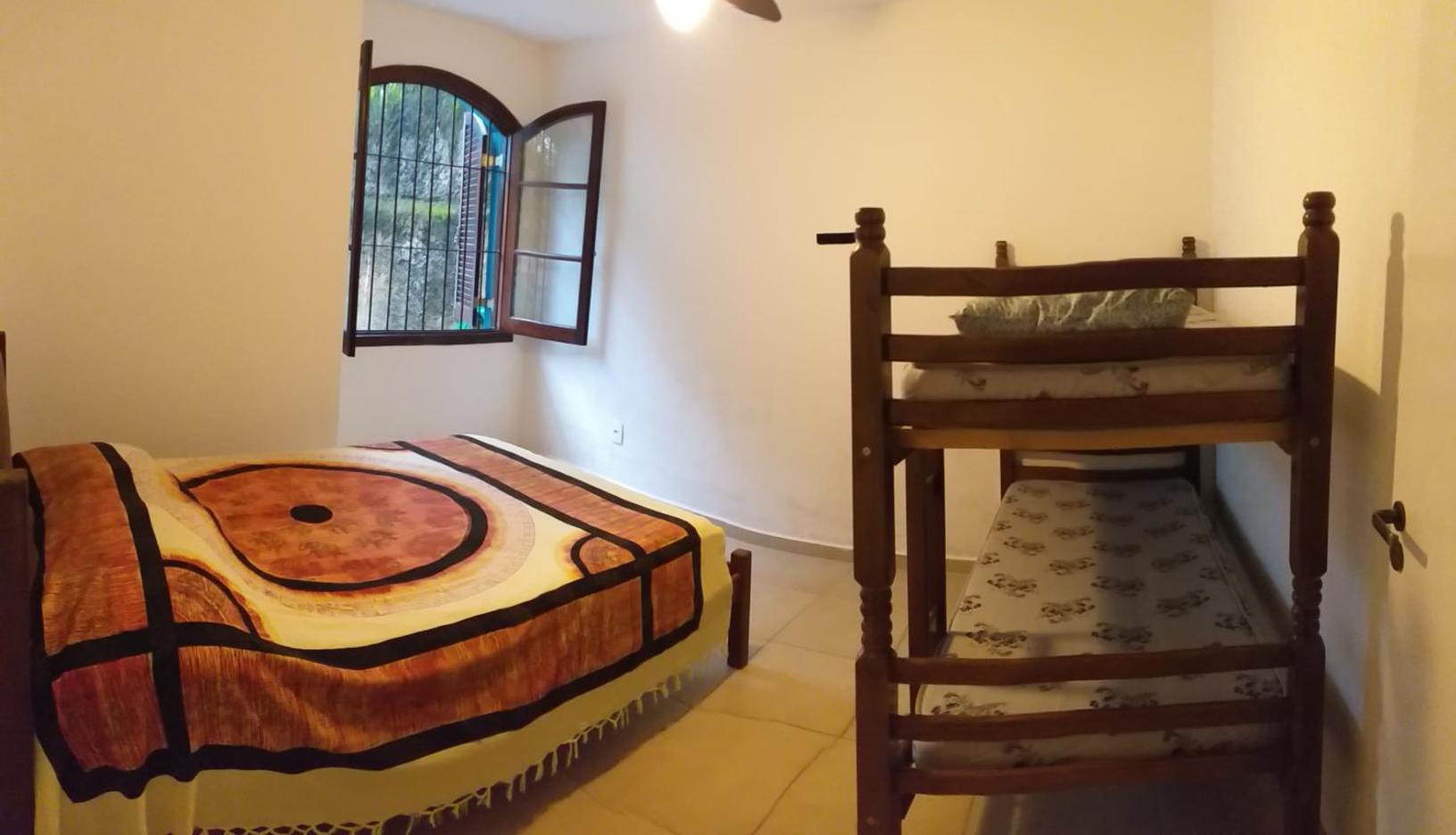 Casa Azul Itaguá 5 dorms - Wi-fi