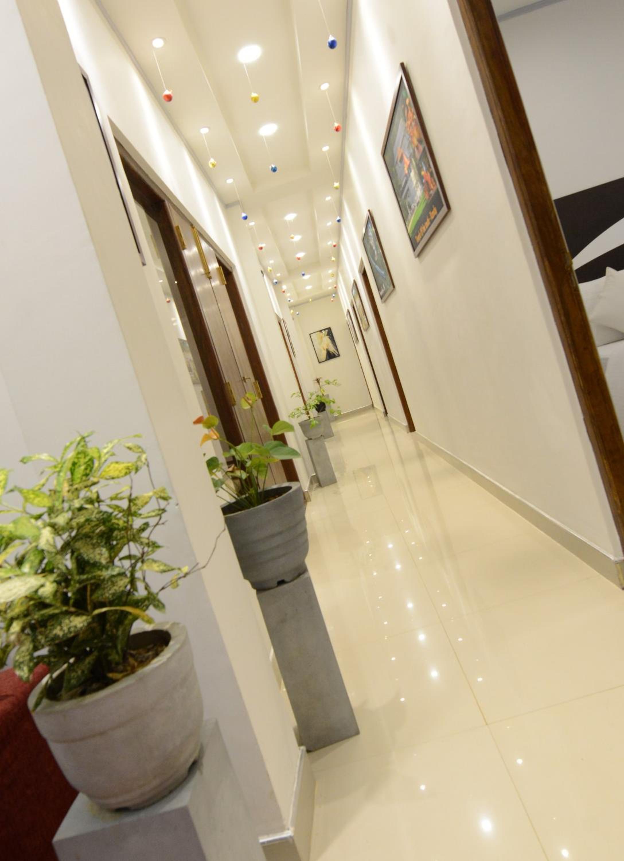 Diva Villa Airport Transit Hotel