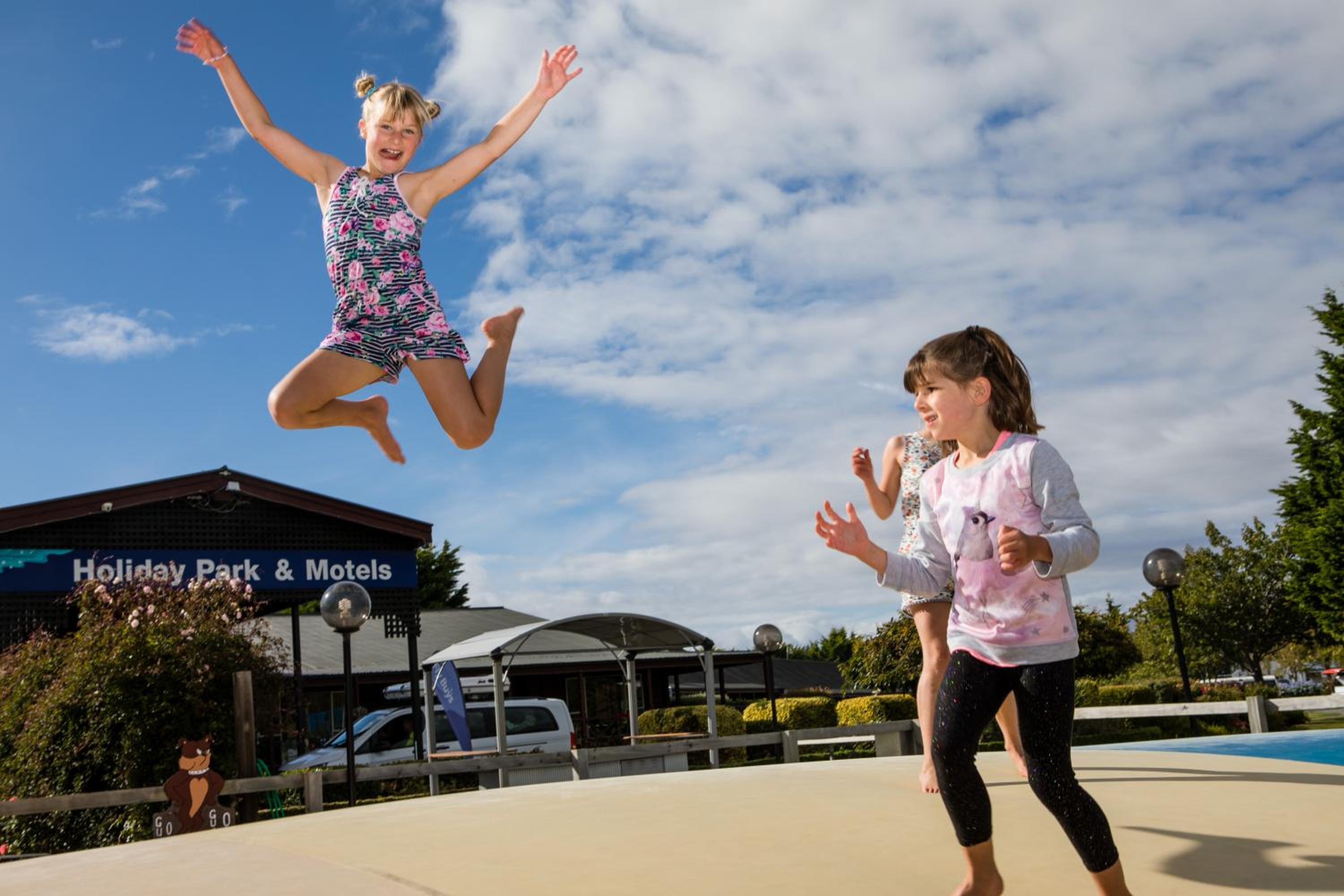 Te Anau Top 10 Holiday Park and Motels