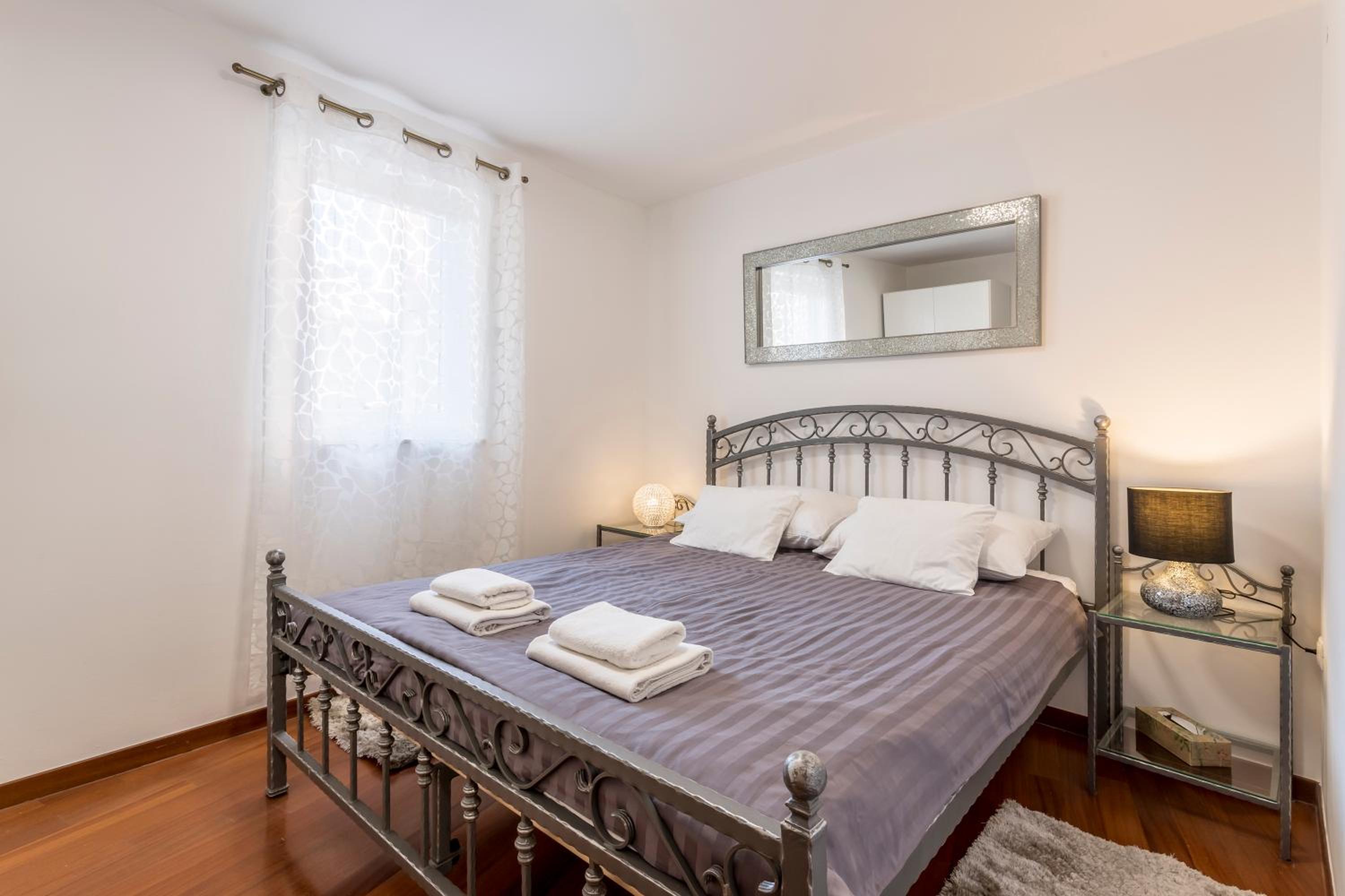 Apartments and Rooms Villa Erede view 5
