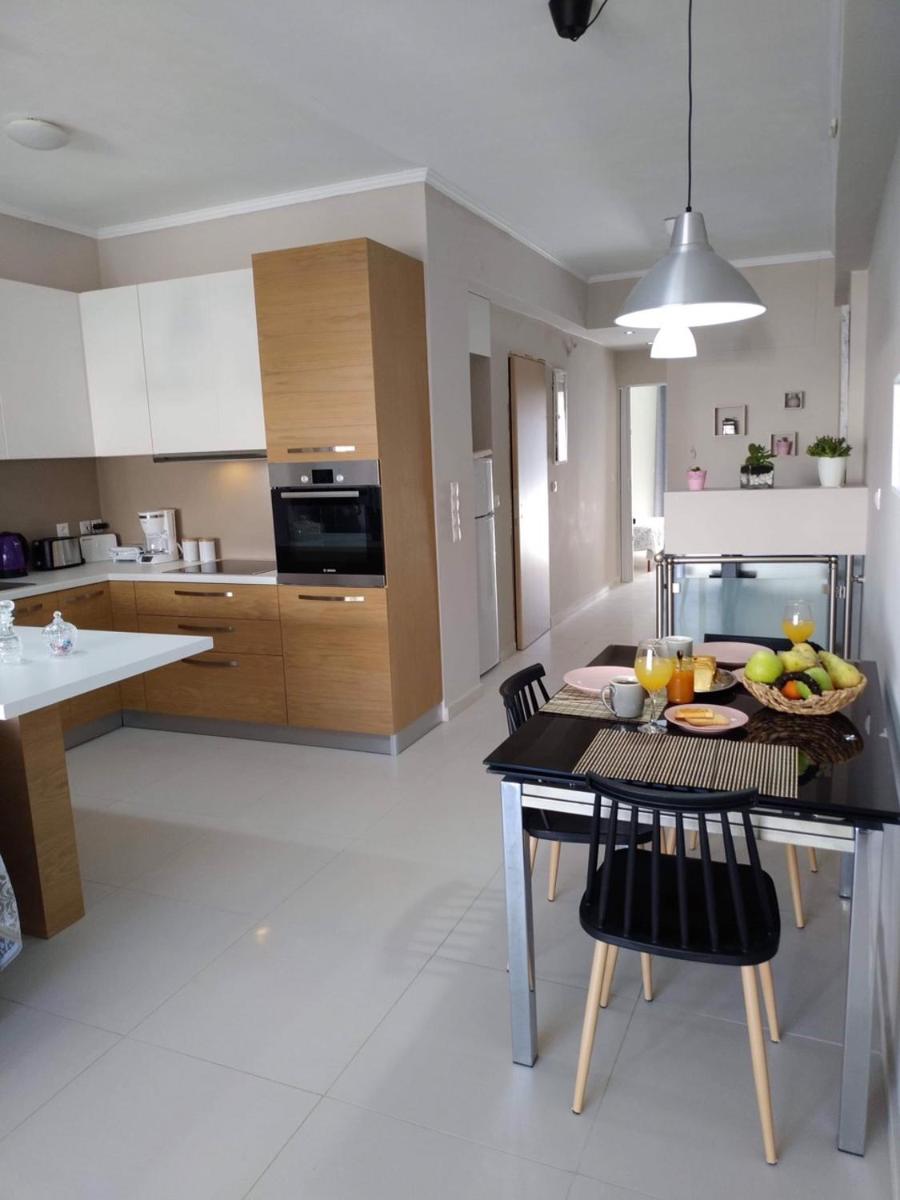 Konstantina Apartment near the Beach view 3