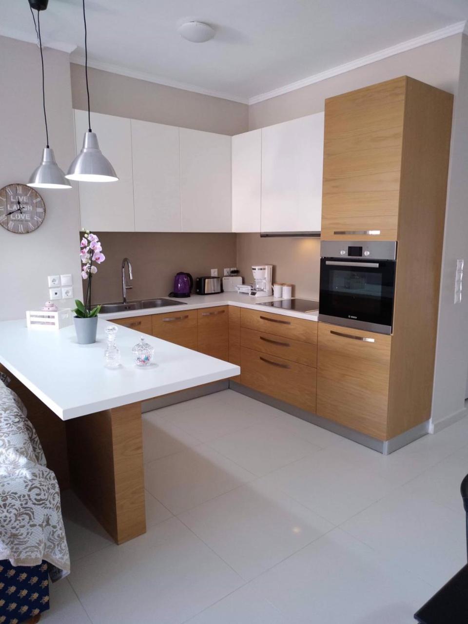 Konstantina Apartment near the Beach view 2
