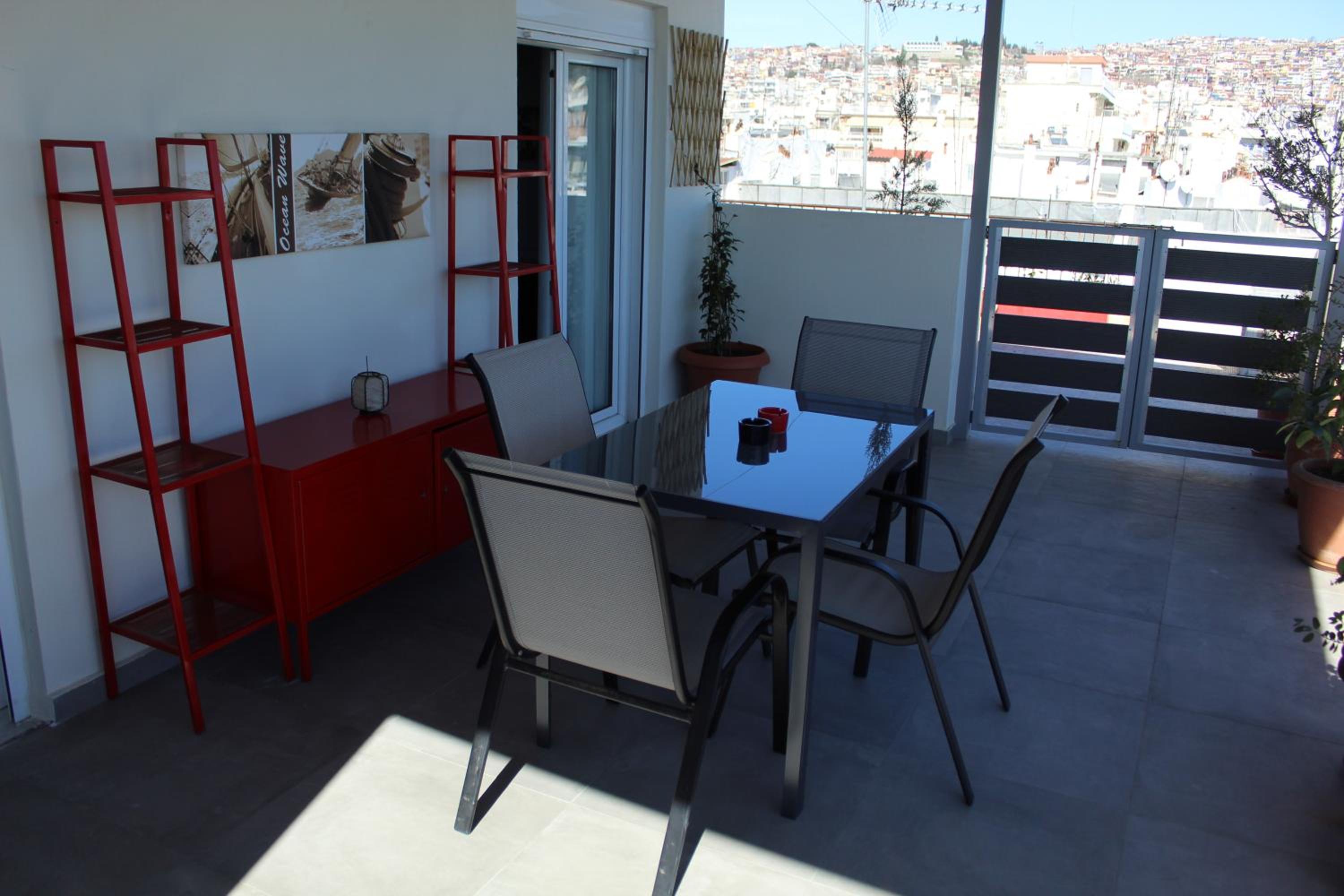 Unique Skyview Apartment-Downtown