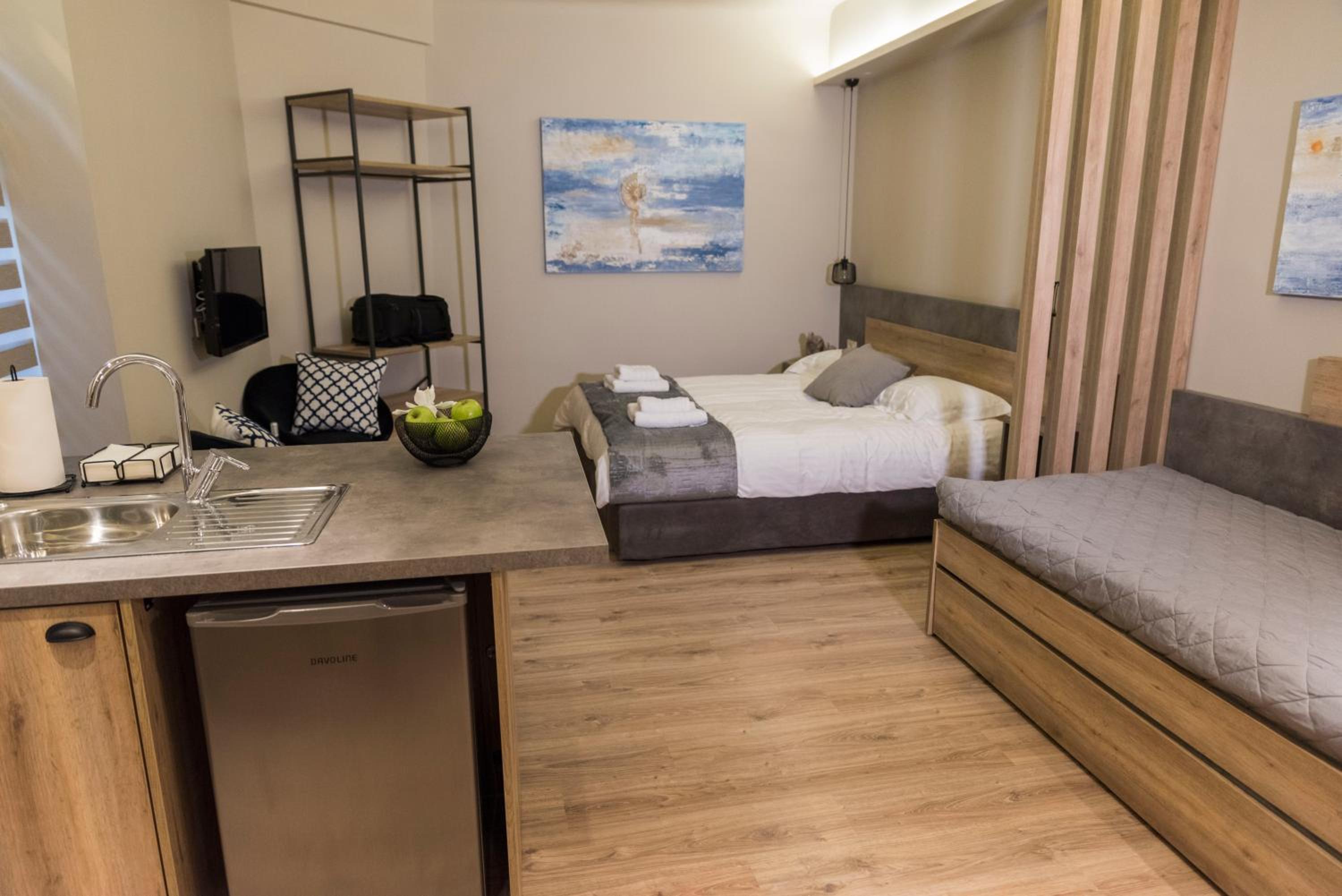 Wisdom Residence Luxury Apartments at Plaka