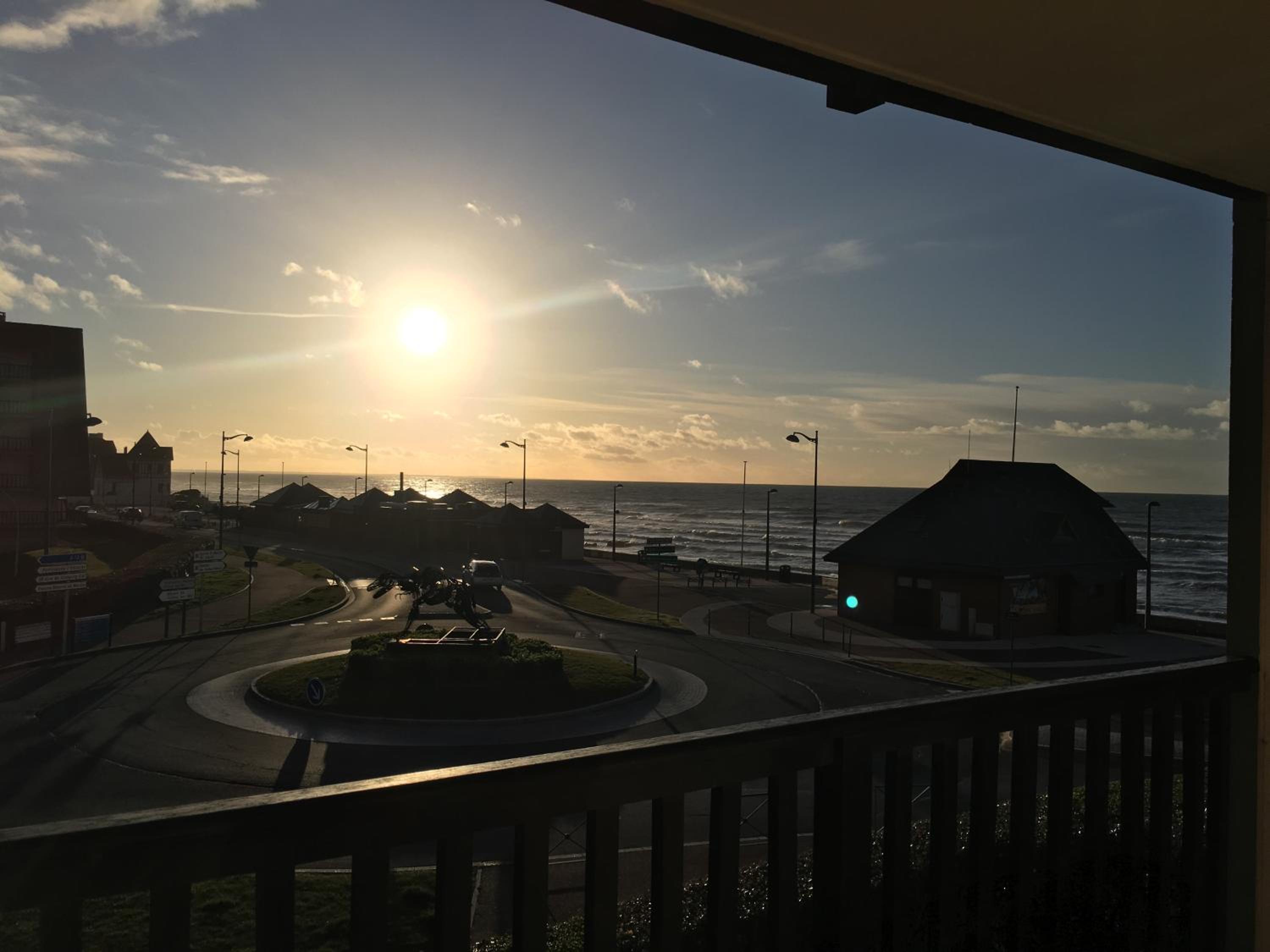 Villers Plage 1 view 4