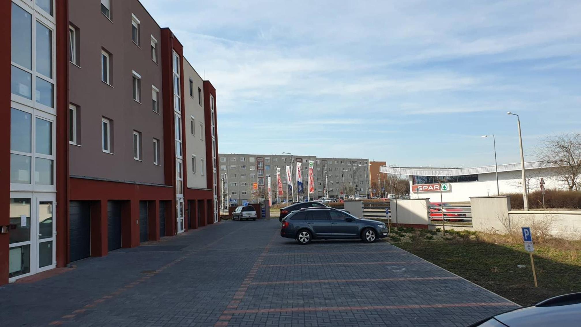Photo 42