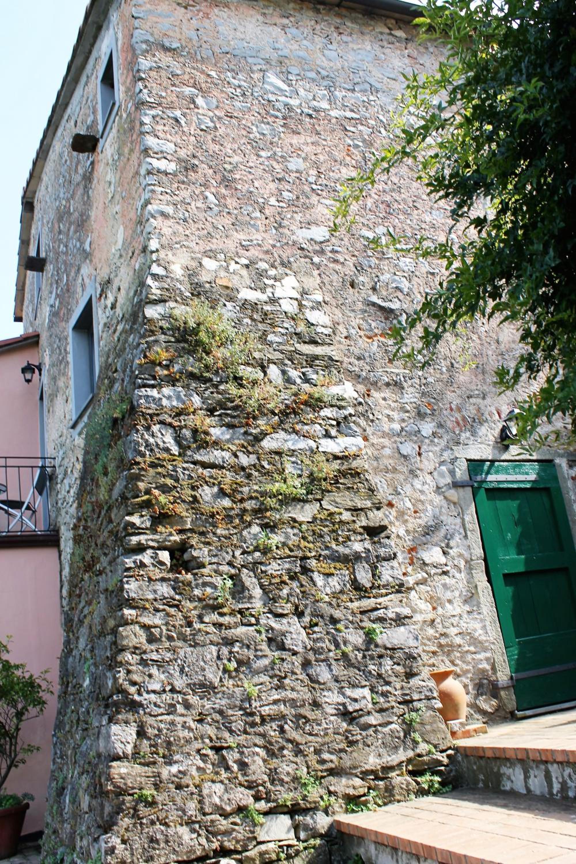 Photo 43